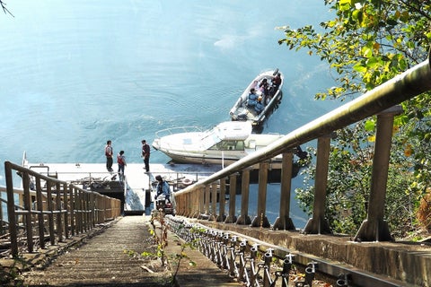 天若湖アートプロジェクト2023『あかりがつなぐ記憶』を開催 天若湖アートプロジェクト2023『あかりがつなぐ記憶』を開催