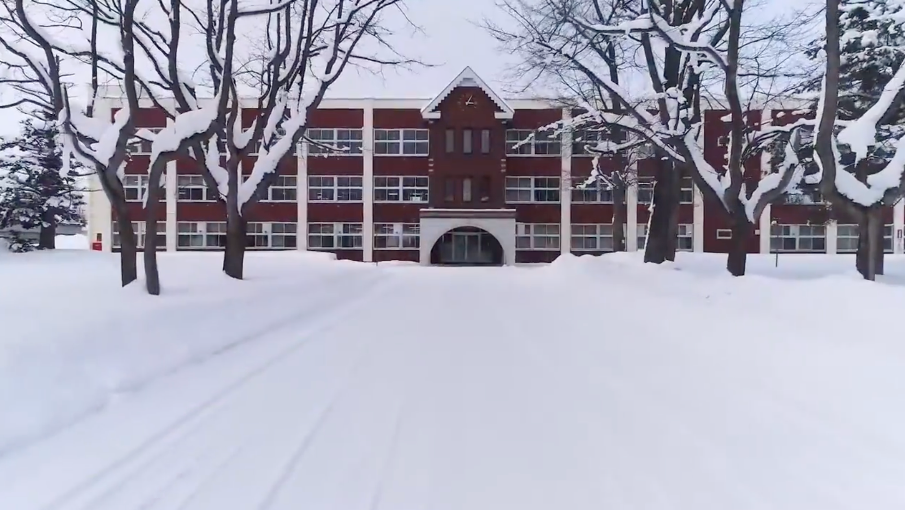 北海道にあるクラーク国際の拠点（深川キャンパス）