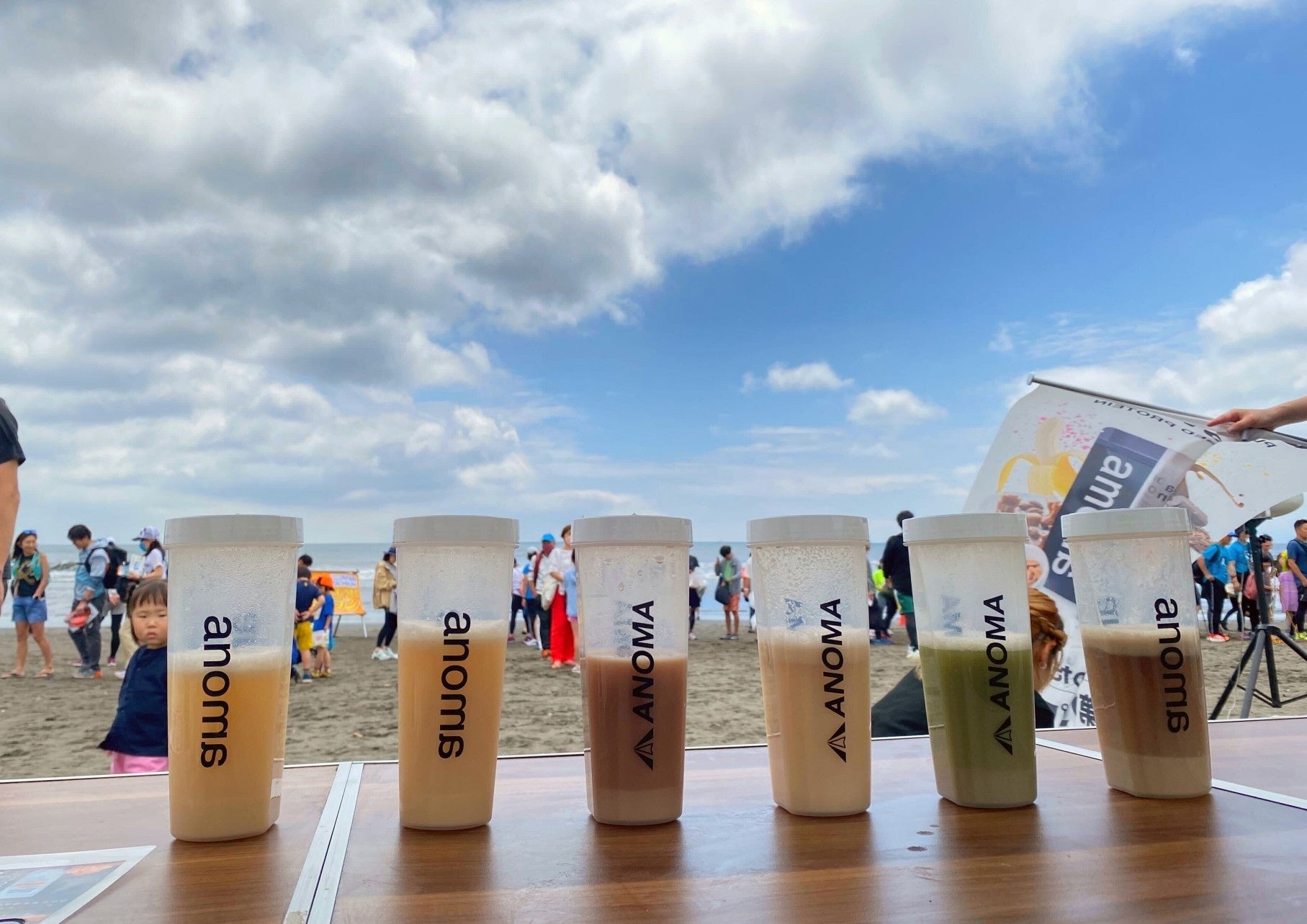 2023年5月20日 湘南ビーチラン2023のanomaプロテイン試飲会の様子