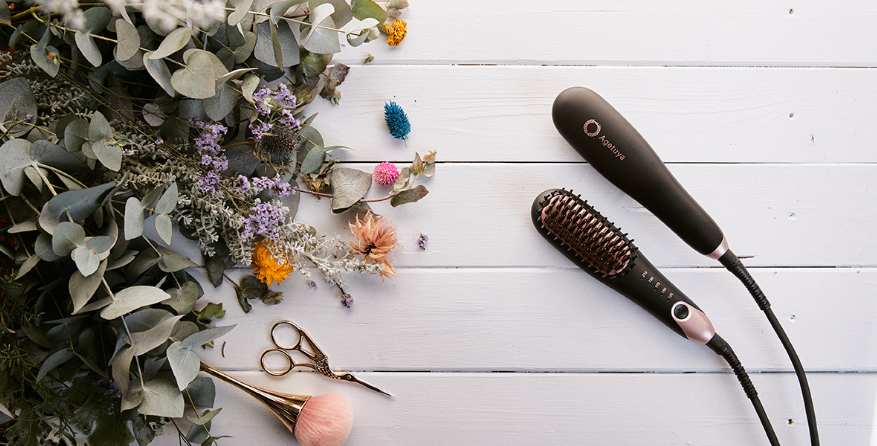 【アゲツヤポータブルミニブラシ】軽量で持ち運びに便利なコンパクトなサイズ