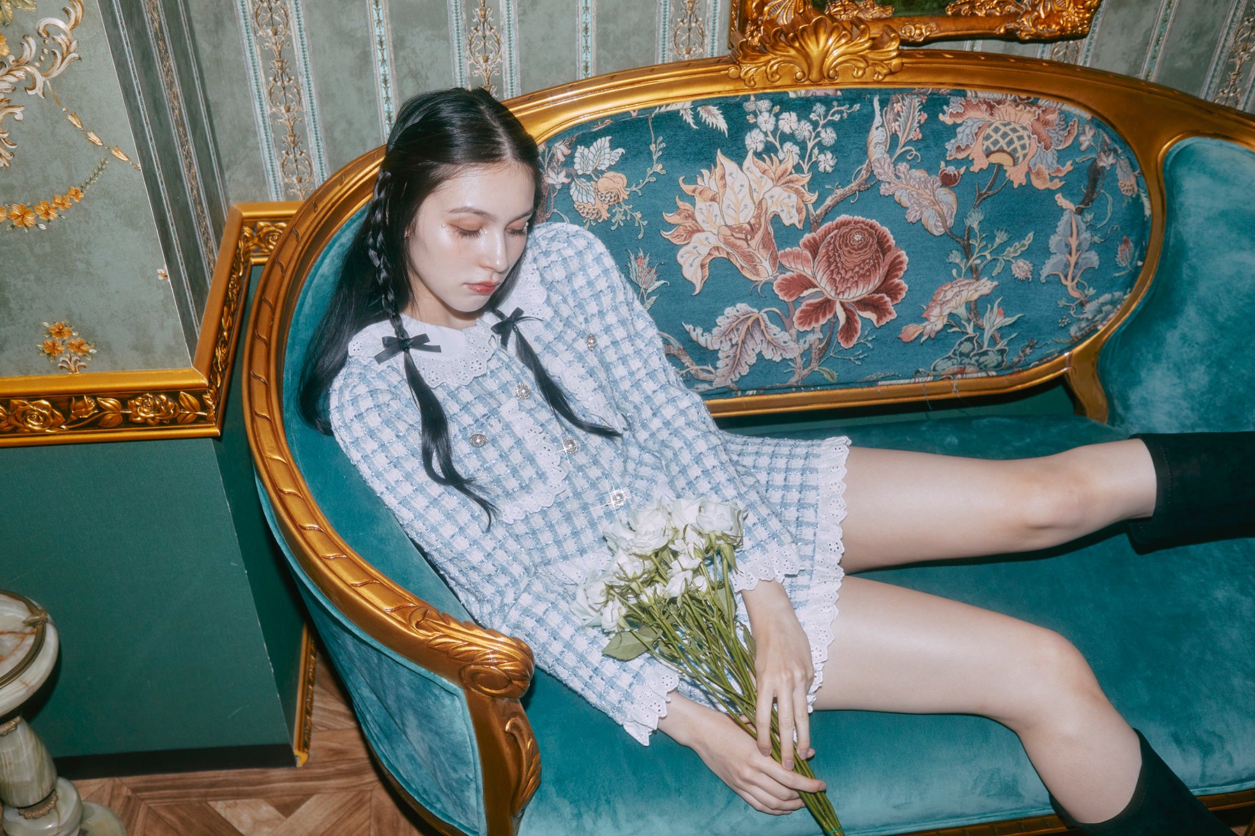 Chouette latte AWコレクションtweed set upのMUSE