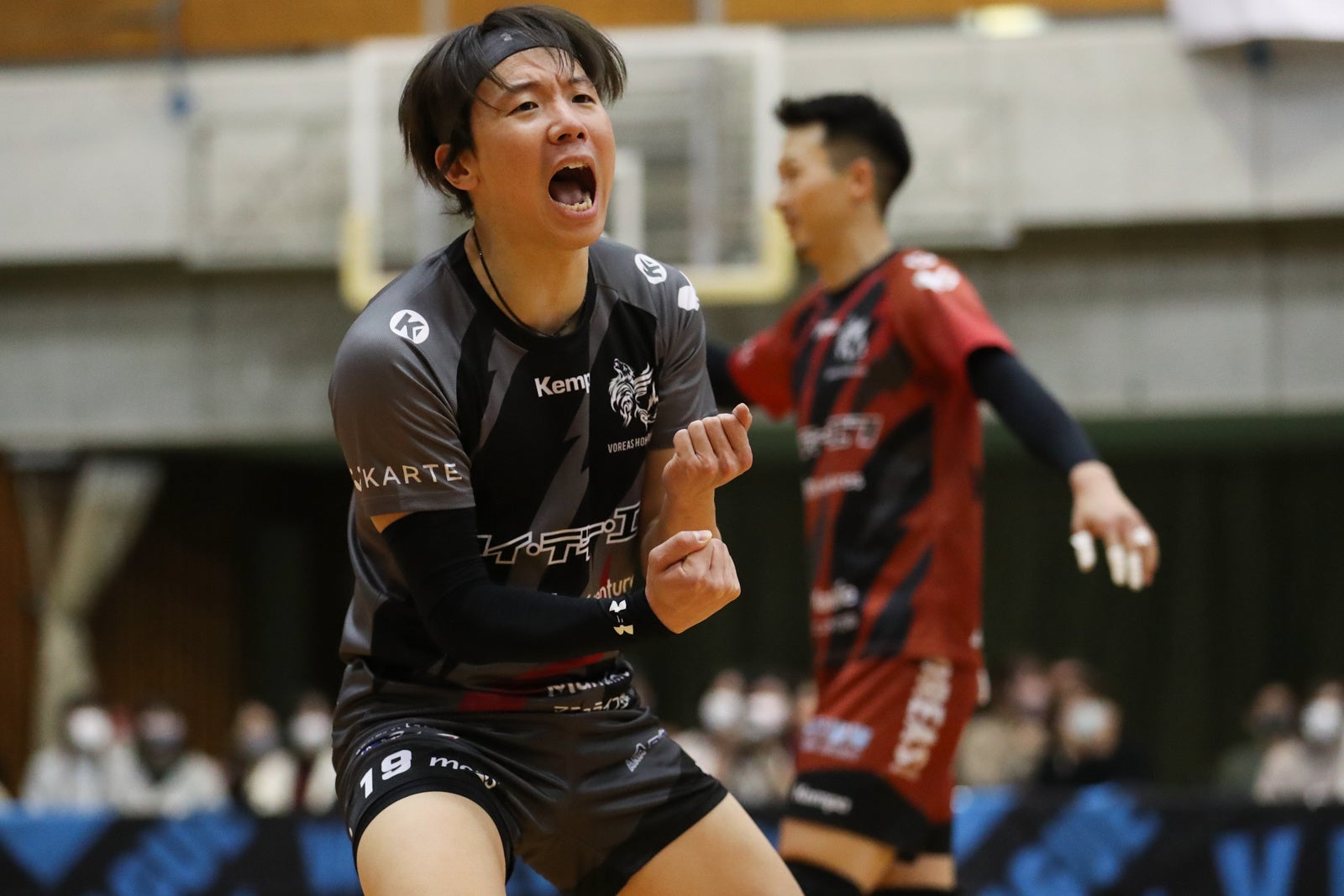 勝利したヴォレアス・浜田翔太のガッツポーズ 対富士通戦 1月15日 第3セット