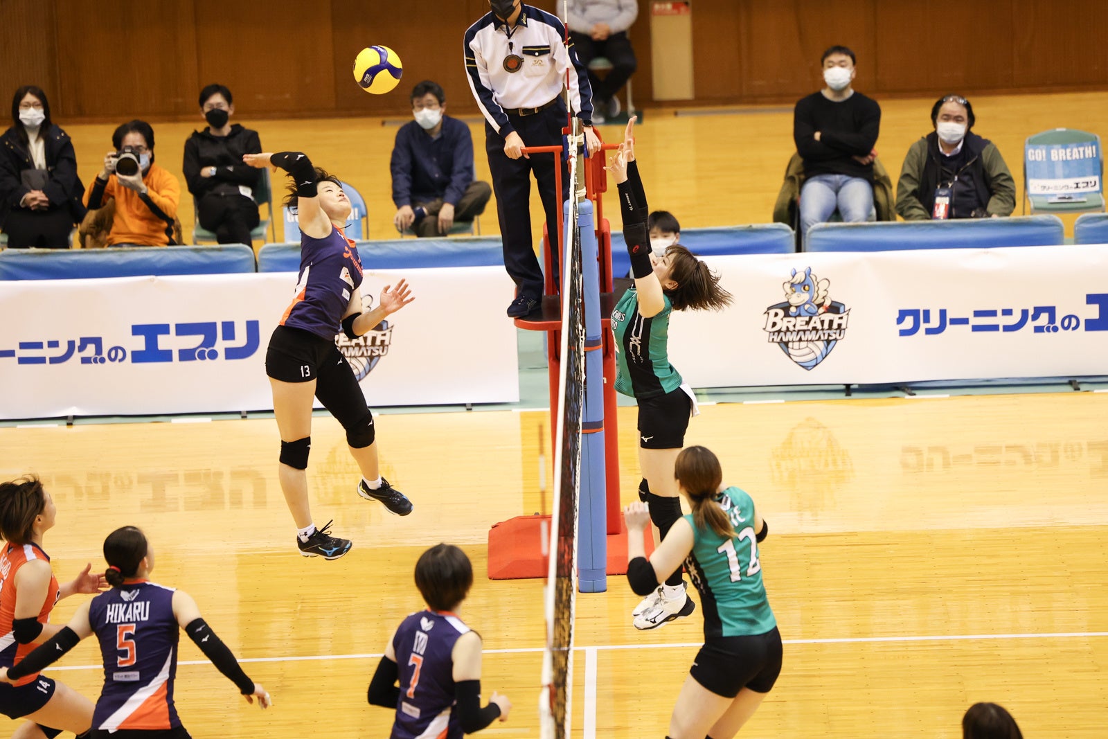 ストレート勝利したアランマーレ・原田栞里のアタック 1月30日 対熊本戦 第１セット