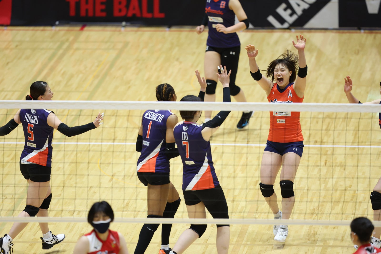 大野石油に勝利し首位となったアランマーレ 2月6日 第1セット