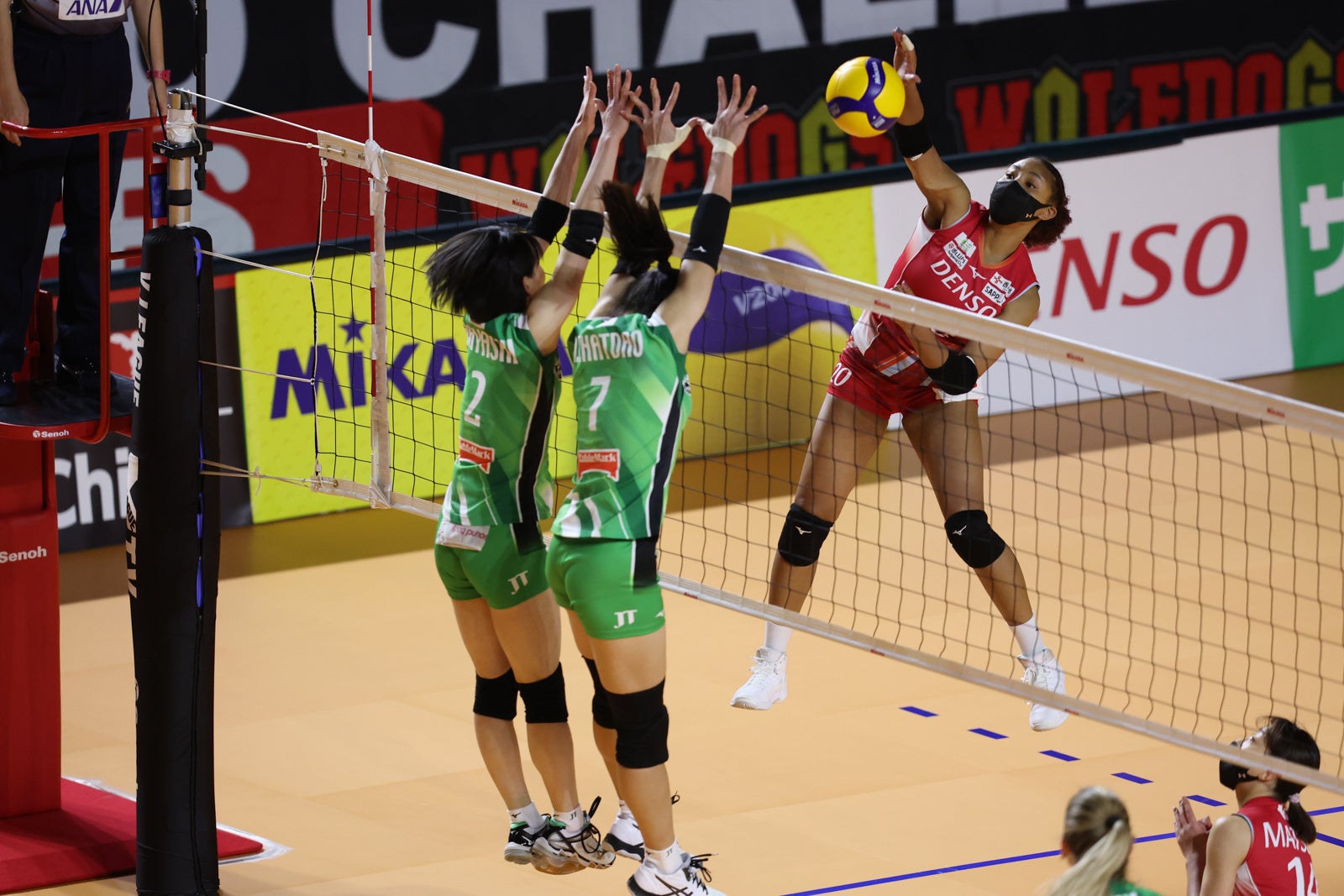 フルセットの末、勝利したデンソー・東谷 玲衣奈のスパイク　2月12日　対JT戦　第1セット