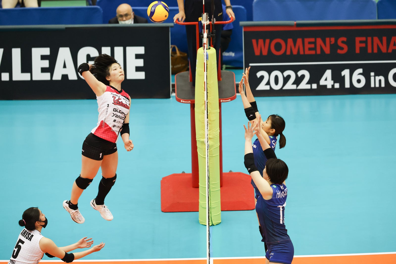 格上相手に勝利を掴んだ姫路・貞包里穂のアタック 3月27日 対久光戦 第１セット