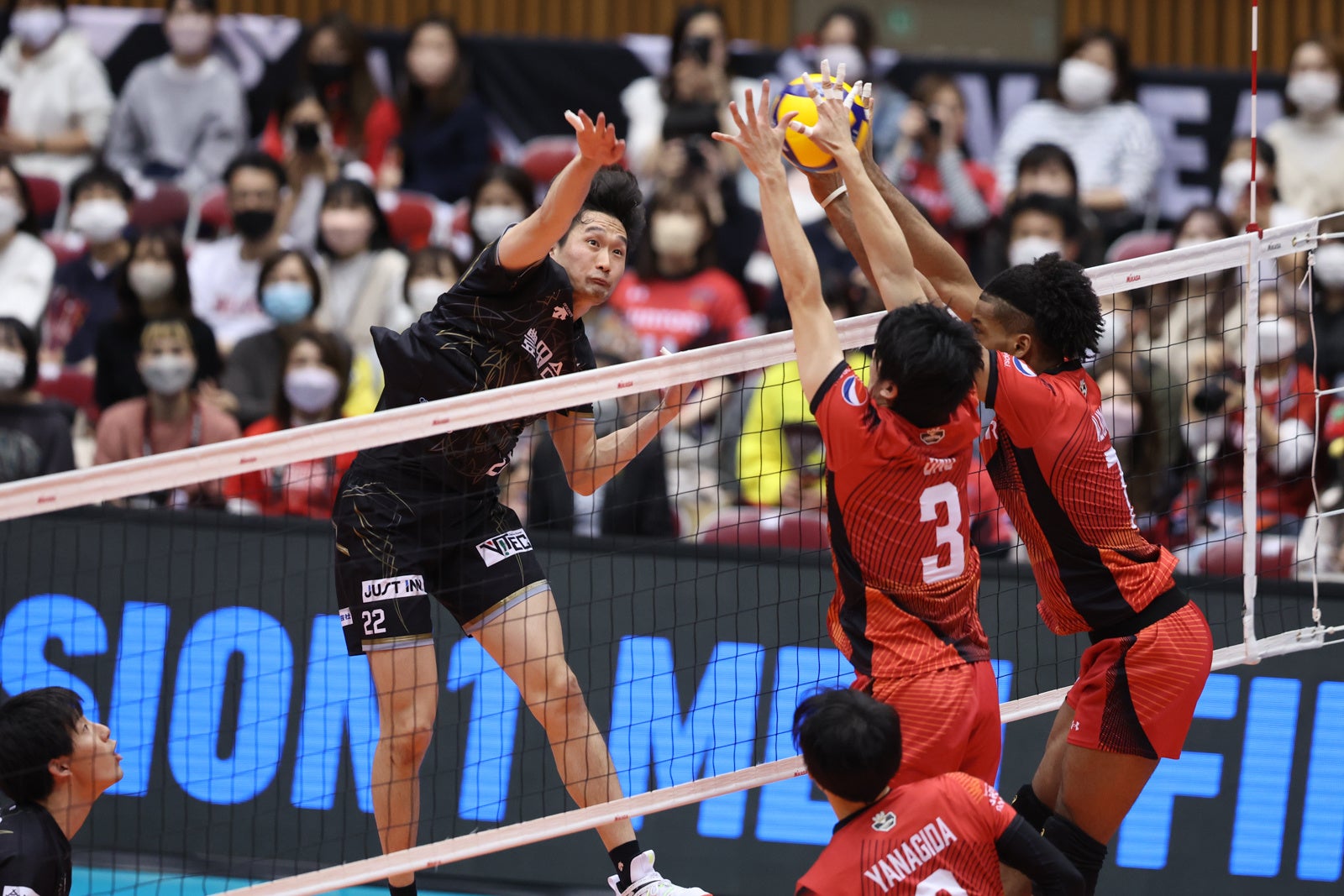 ファイナル第１戦を勝ち取ったWD名古屋・高梨健太のアタック 4月10日 対サントリー戦 第１セット