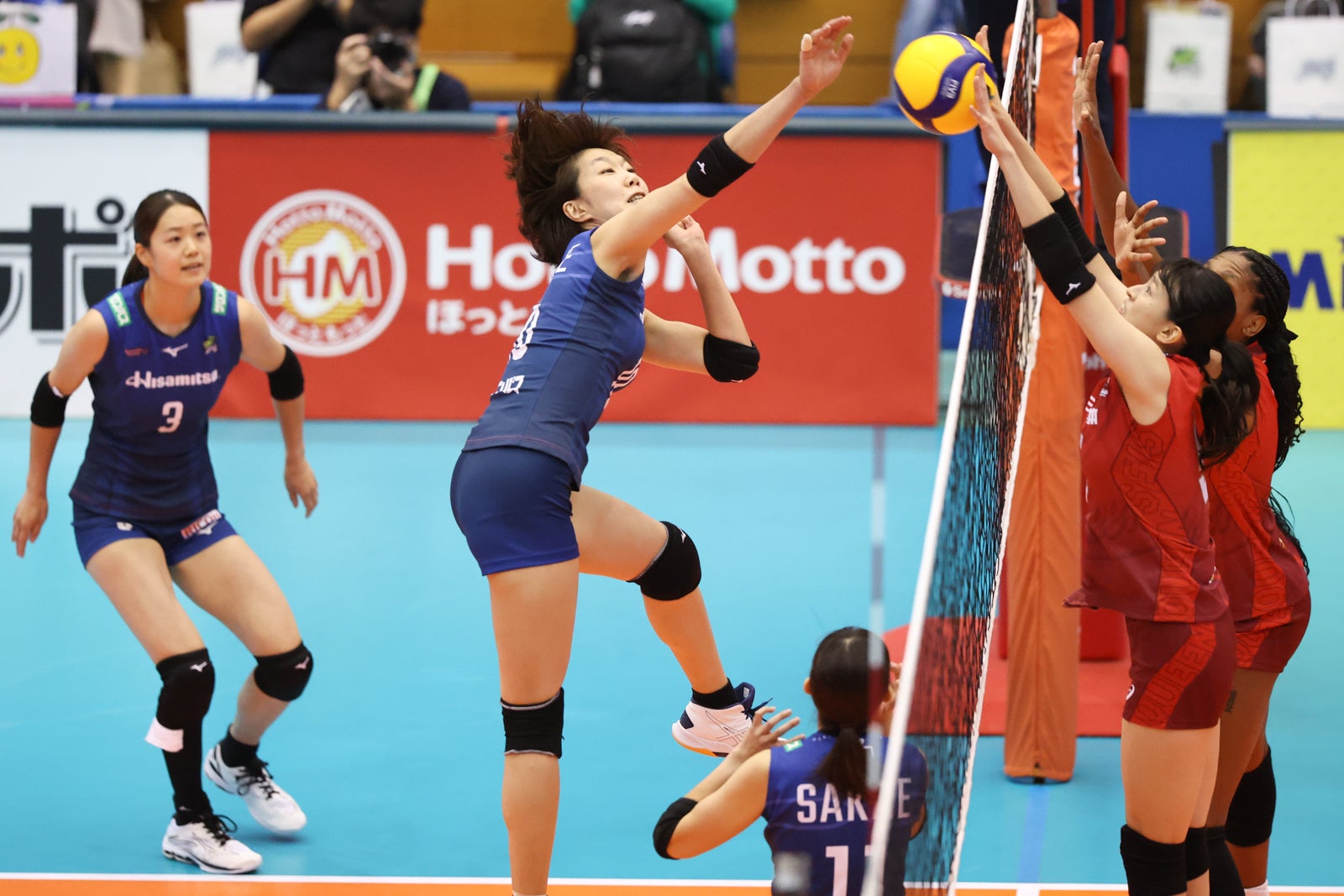 昨日の敗戦からしっかり修正し上位をキープした久光・キャプテンの大竹里歩 写真は10月29日 対トヨタ車体戦