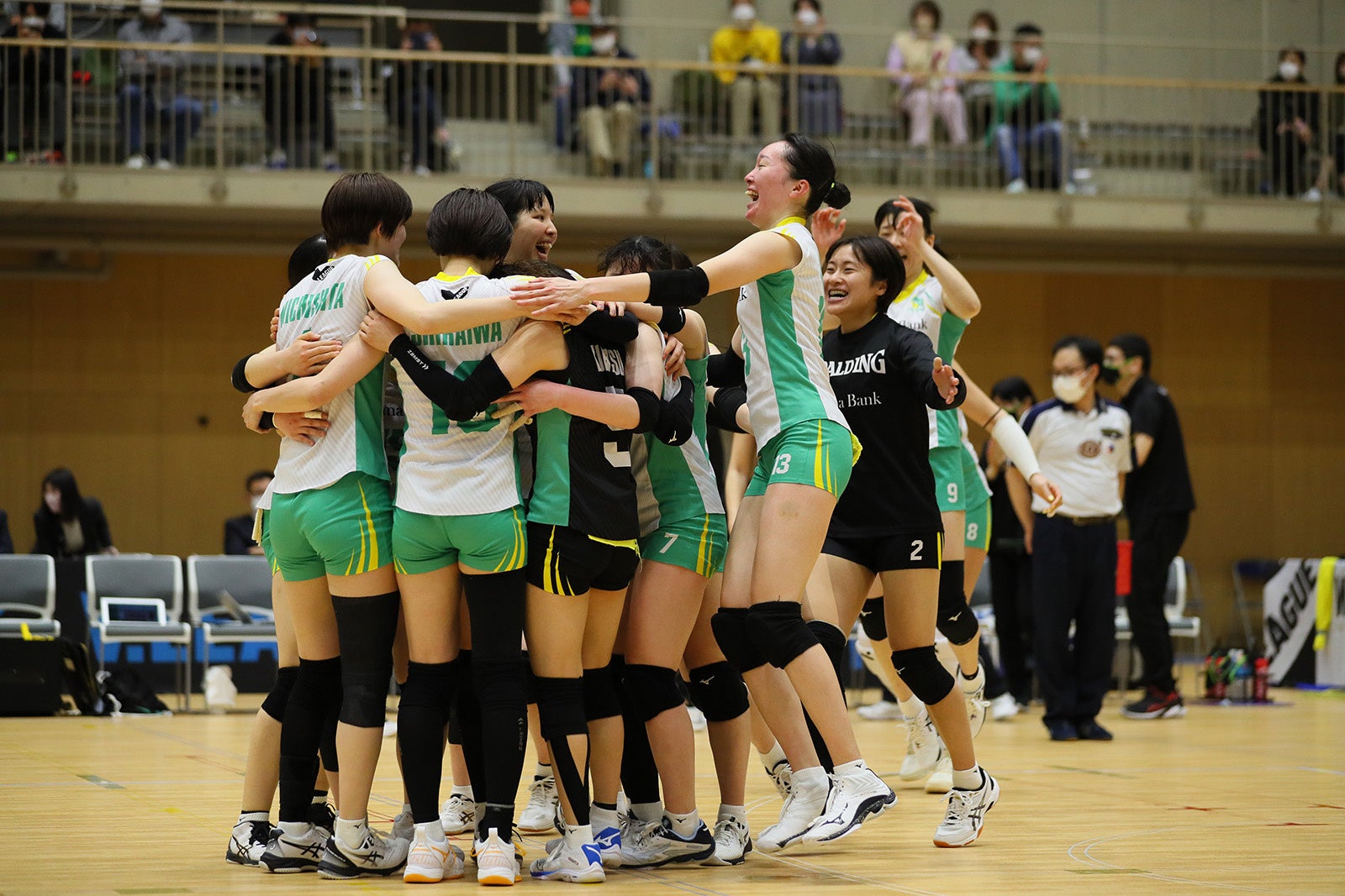 ファイナル3でルートインに勝利し、明日のファイナルとチャレンジマッチへの進出を決めた群馬銀行 対ルートイン 第4セット