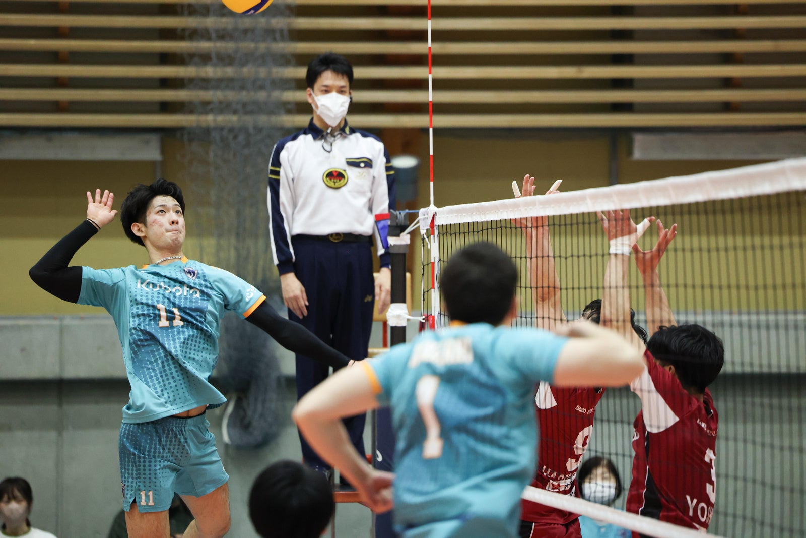 第2セット30-28の接戦を決めきったクボタ・枡富滉のアタック 4月8日 対 大同特殊鋼戦 第2セット