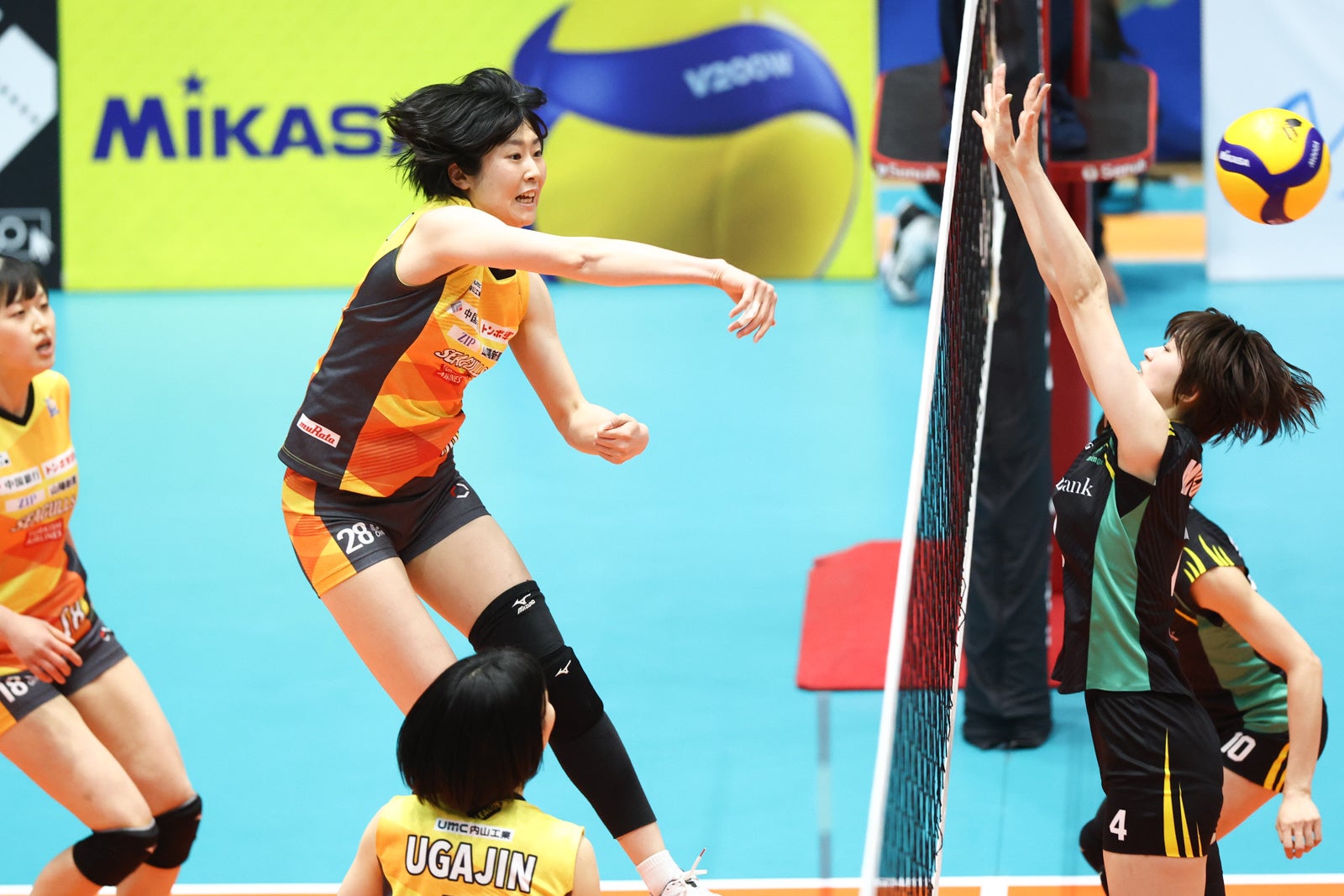 群馬銀行に勝利し、V1残留を果たした岡山・主将川島亜依美のアタック 第1セット 