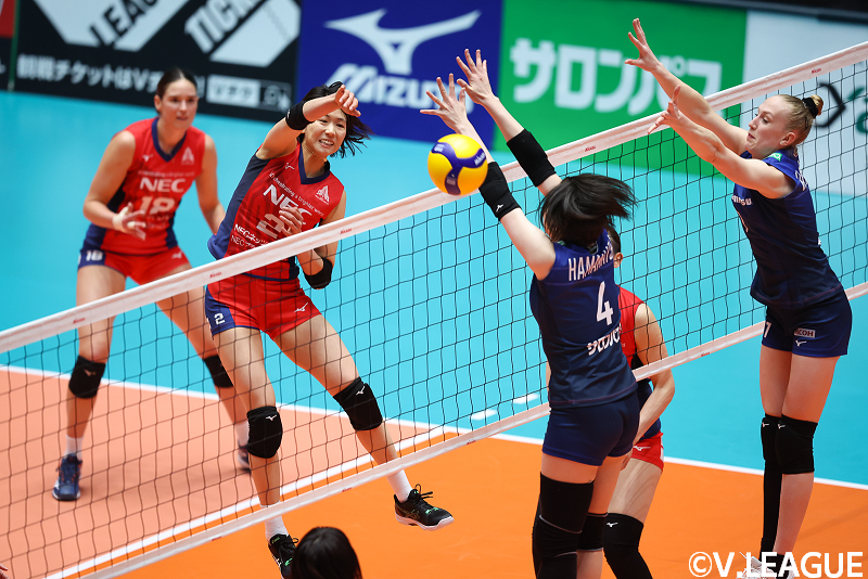 久光にストレート勝ちを収め、ファイナル進出に望みをつなげたNECのアウトサイドヒッター、古賀紗理奈選手 4月9日 対久光戦 第1セット