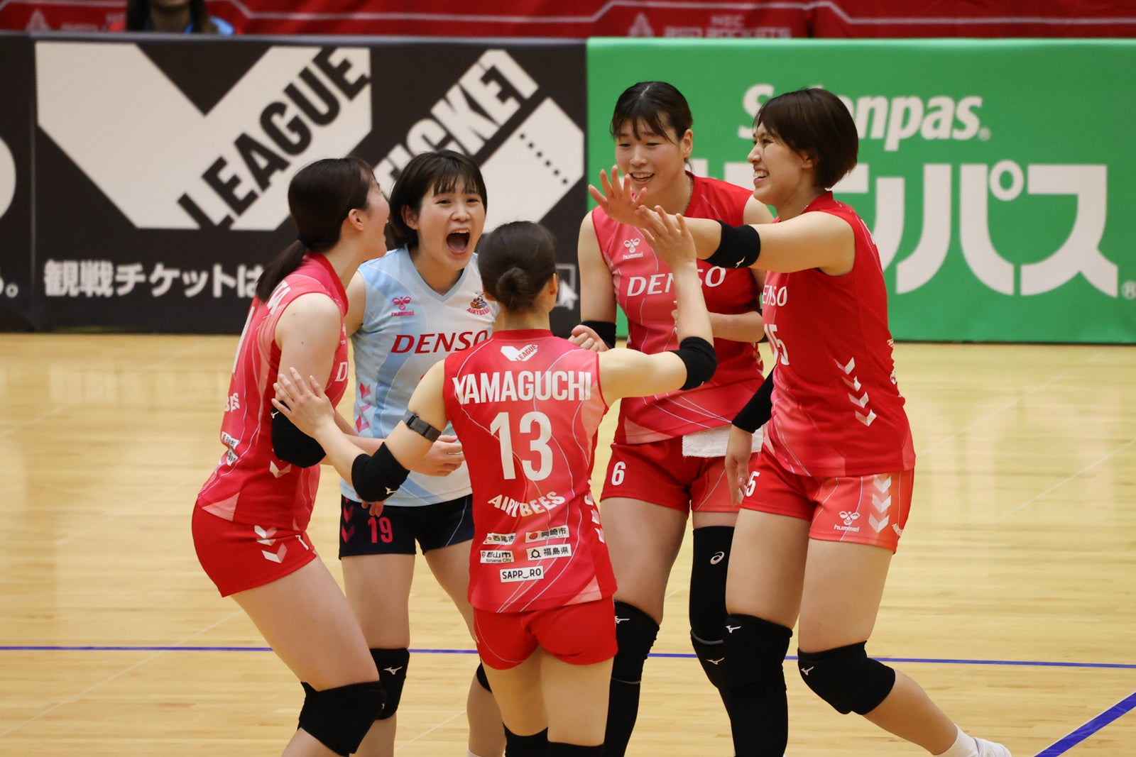 今季初勝利をあげたデンソーエアリービーズ 対KUROBE 第2セット