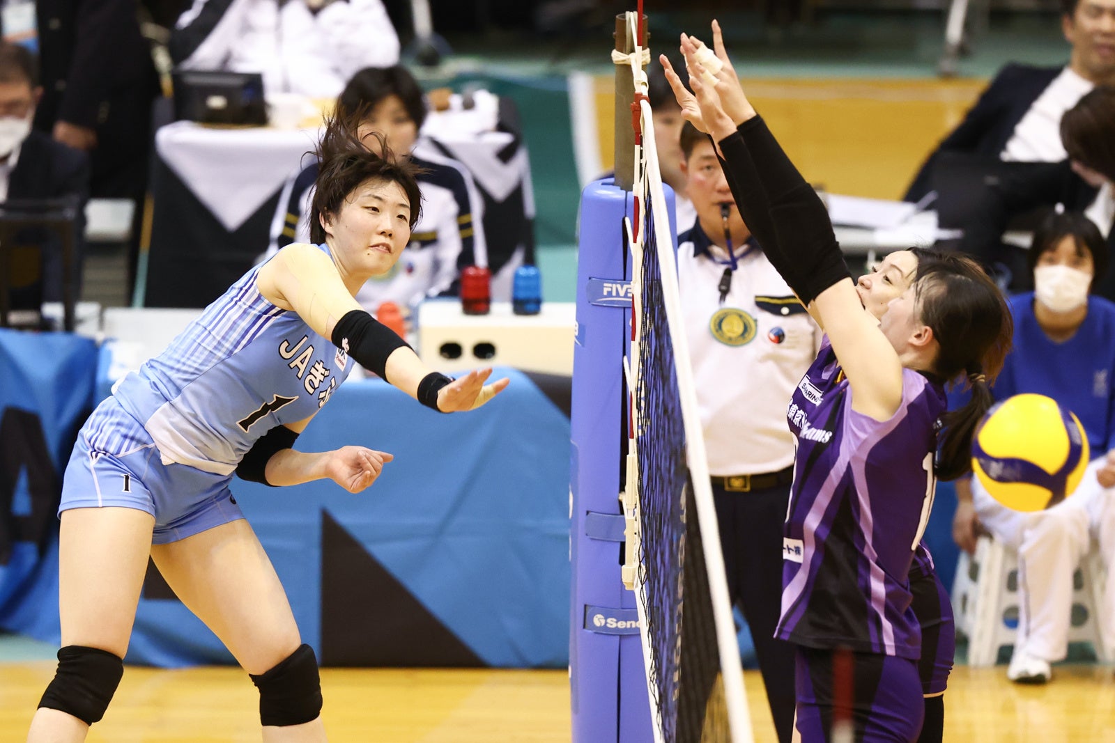 チーム最多19得点の活躍をしたJAぎふキャプテン・高石明美のアタック　対GSS東京戦 第1セット