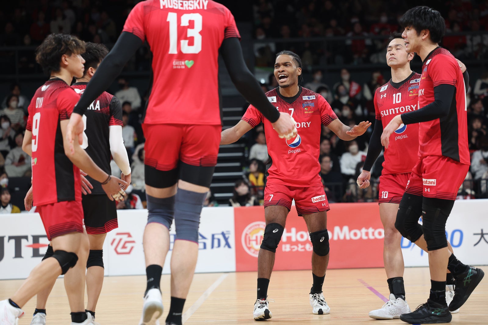 67.9％のアタック決定率で活躍したサントリー・デ アルマス  アライン　写真は12月23日 対WD名古屋戦