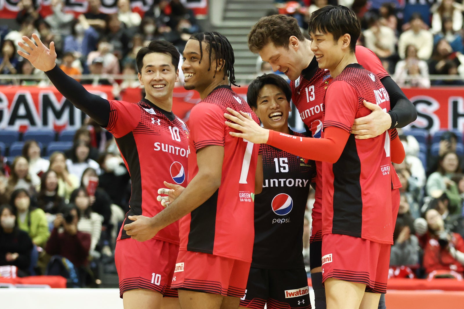 2位以上が確定しセミファイナルへの出場を決めたサントリー　対WD名古屋戦 第4セット