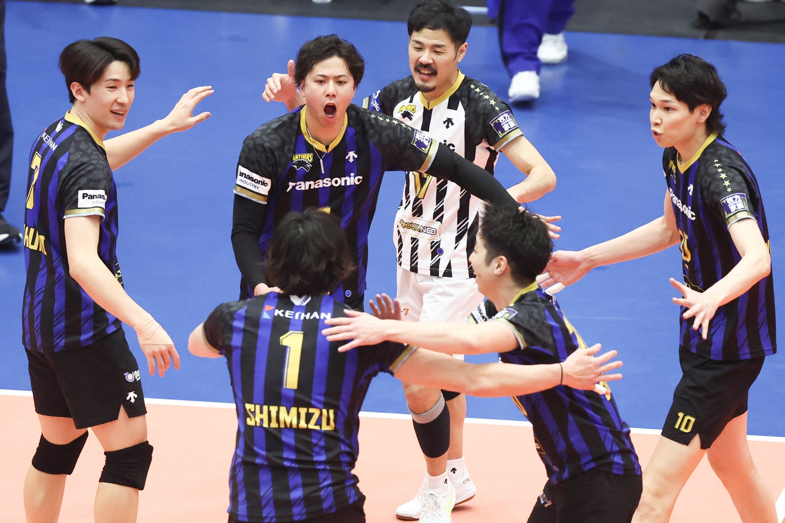 V・レギュラーラウンド優勝を収めたパナソニック　対JT広島戦 第1セット