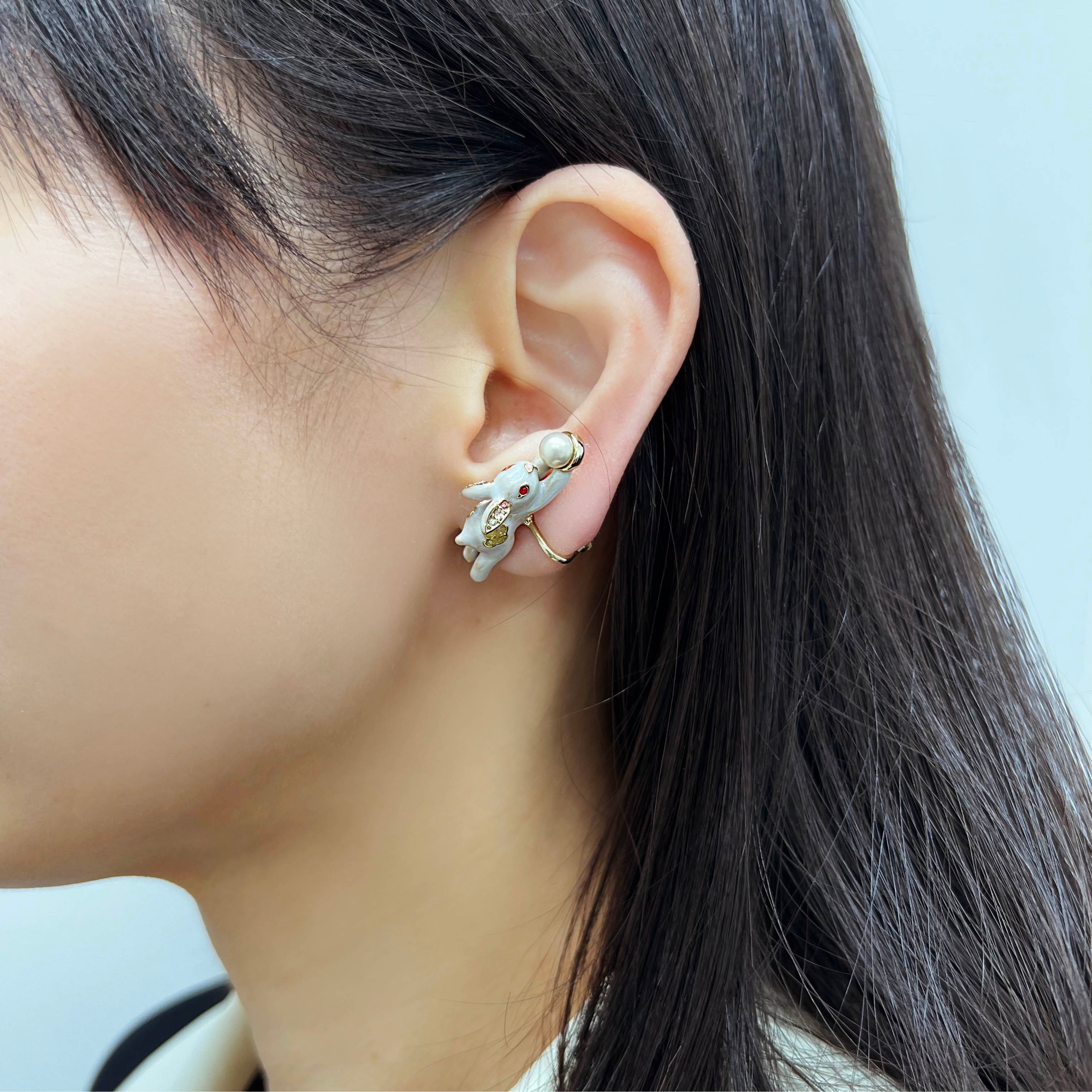 ANNA SUI】来年の干支「うさぎ」モチーフアクセサリーを発売