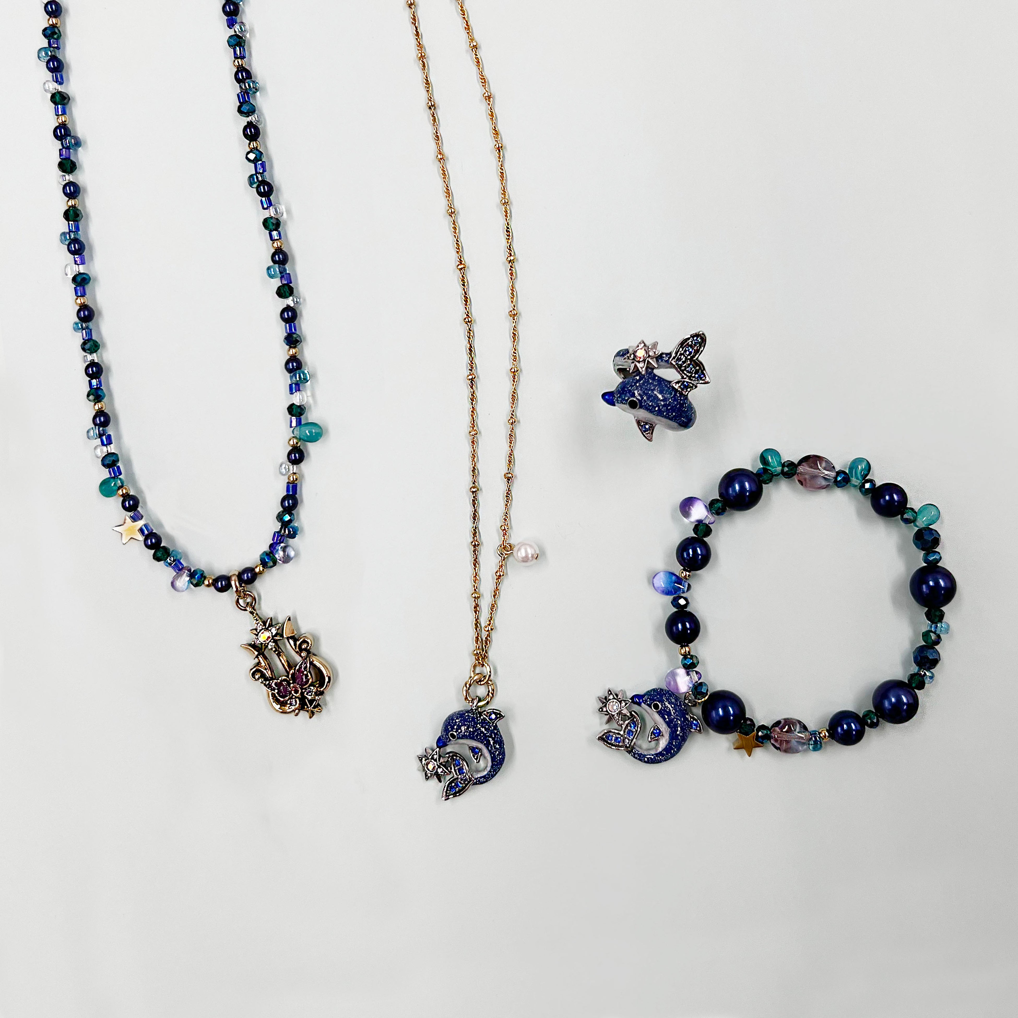 ANNA SUI】アトランティスモチーフアクセサリーを発売 | 株式