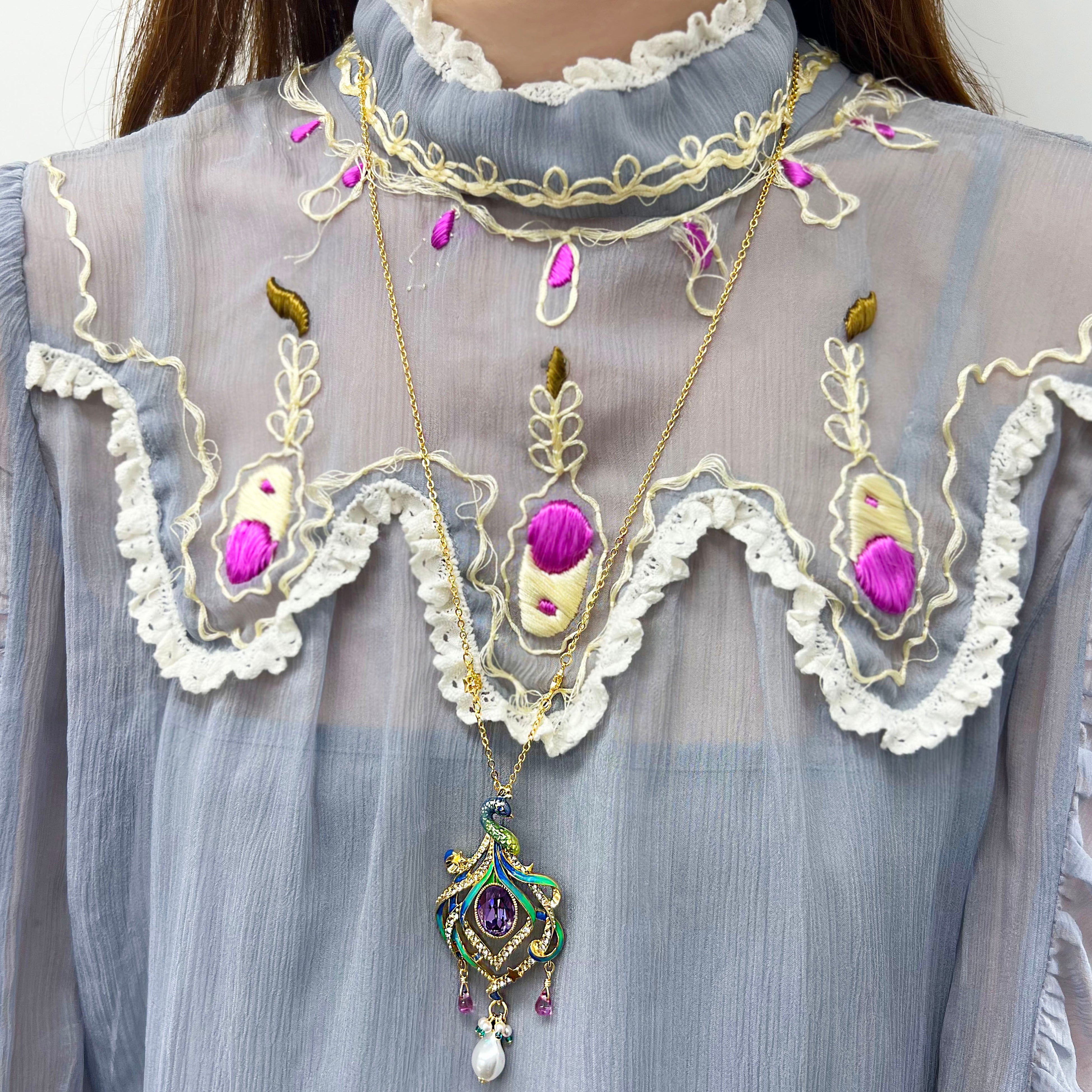 ANNA SUI】“マハラジャ”をイメージしたオリエンタルな