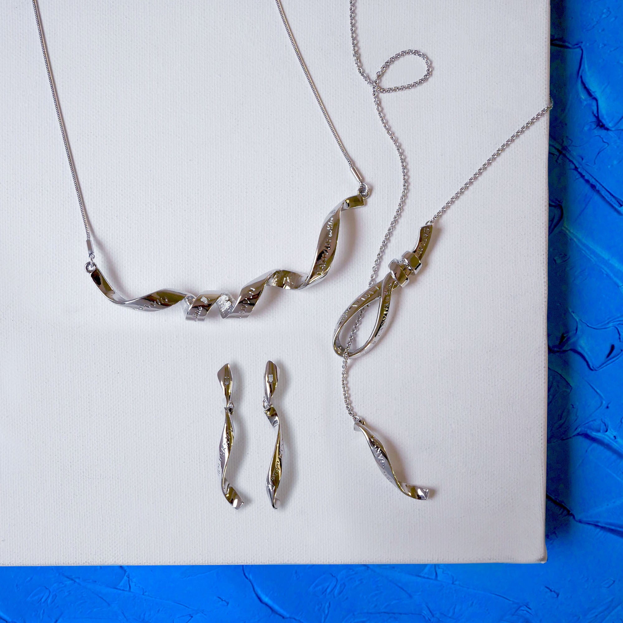 LANVIN en Bleu costume jewelry】メタリックコレクション