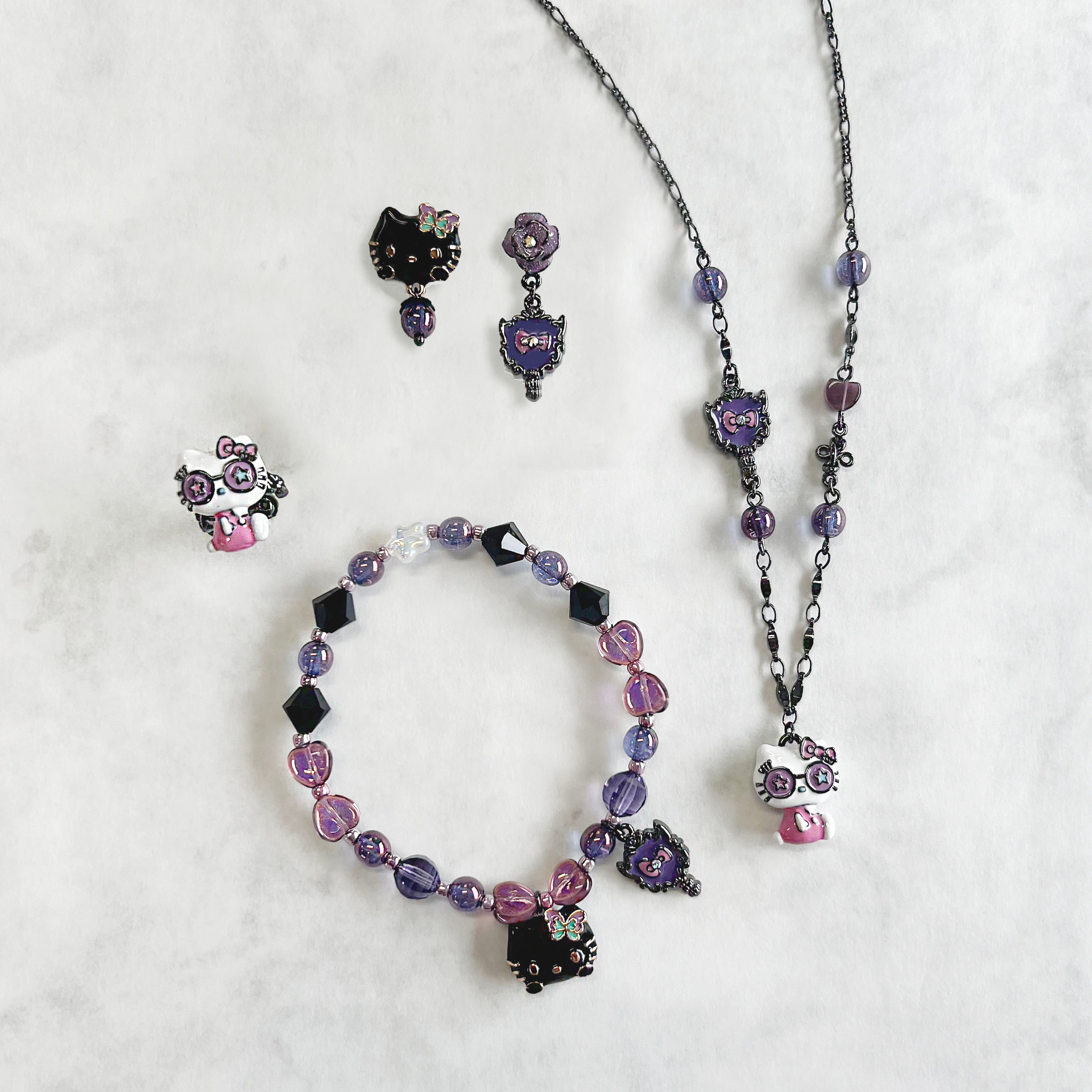 HELLLO KITTY×ANNA SUI コラボレーションアクセサリー発売