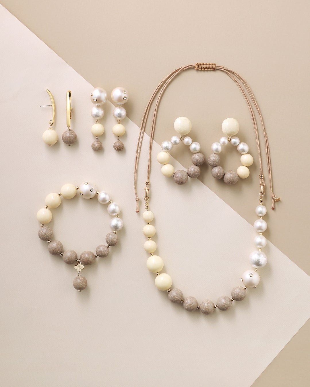 プラス ヴァンドームより 環境や人に優しい素材や持続可能な資源から作る 自然と調和したアクセサリー Bio が登場 株式会社ヴァンドームヤマダのプレスリリース プラス ヴァンドームより 環境や人に優しい素材や持続可能な資源から作る 自然と調和したアクセサリー Bio が登場 株式会社ヴァンドームヤマダのプレスリリース