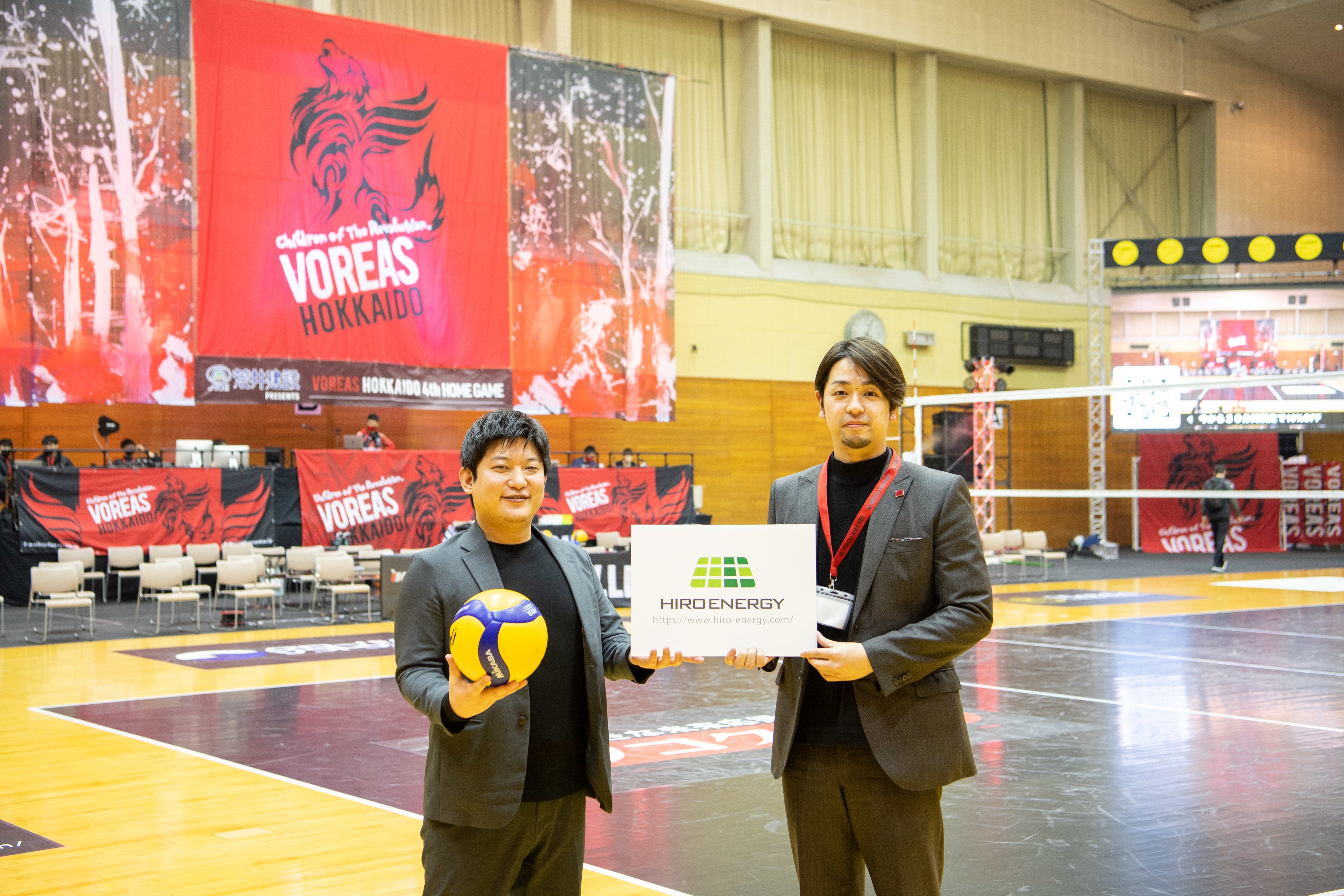 ヒロエナジー瀬尾浩史社長(左)、VOREAS池田憲士郎社長(右)