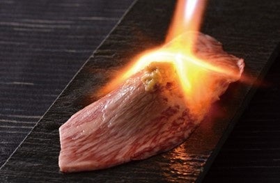 A5ランク　国産黒毛和牛　炙り牛寿司