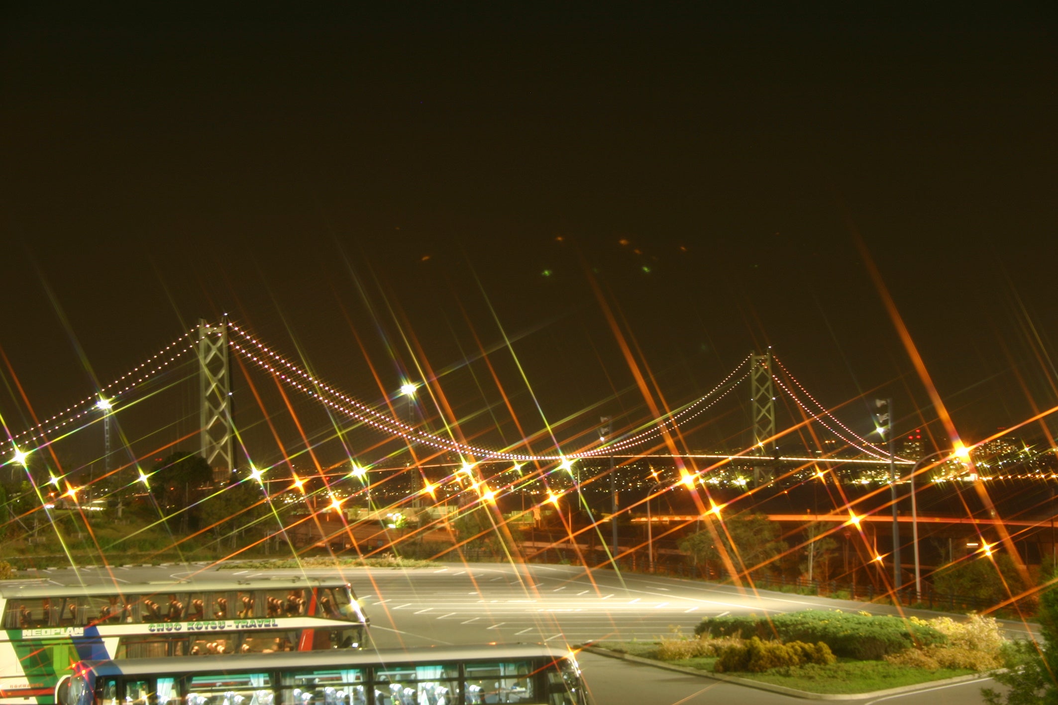 明石海峡大橋のライトアップも同時にお楽しみいただけます