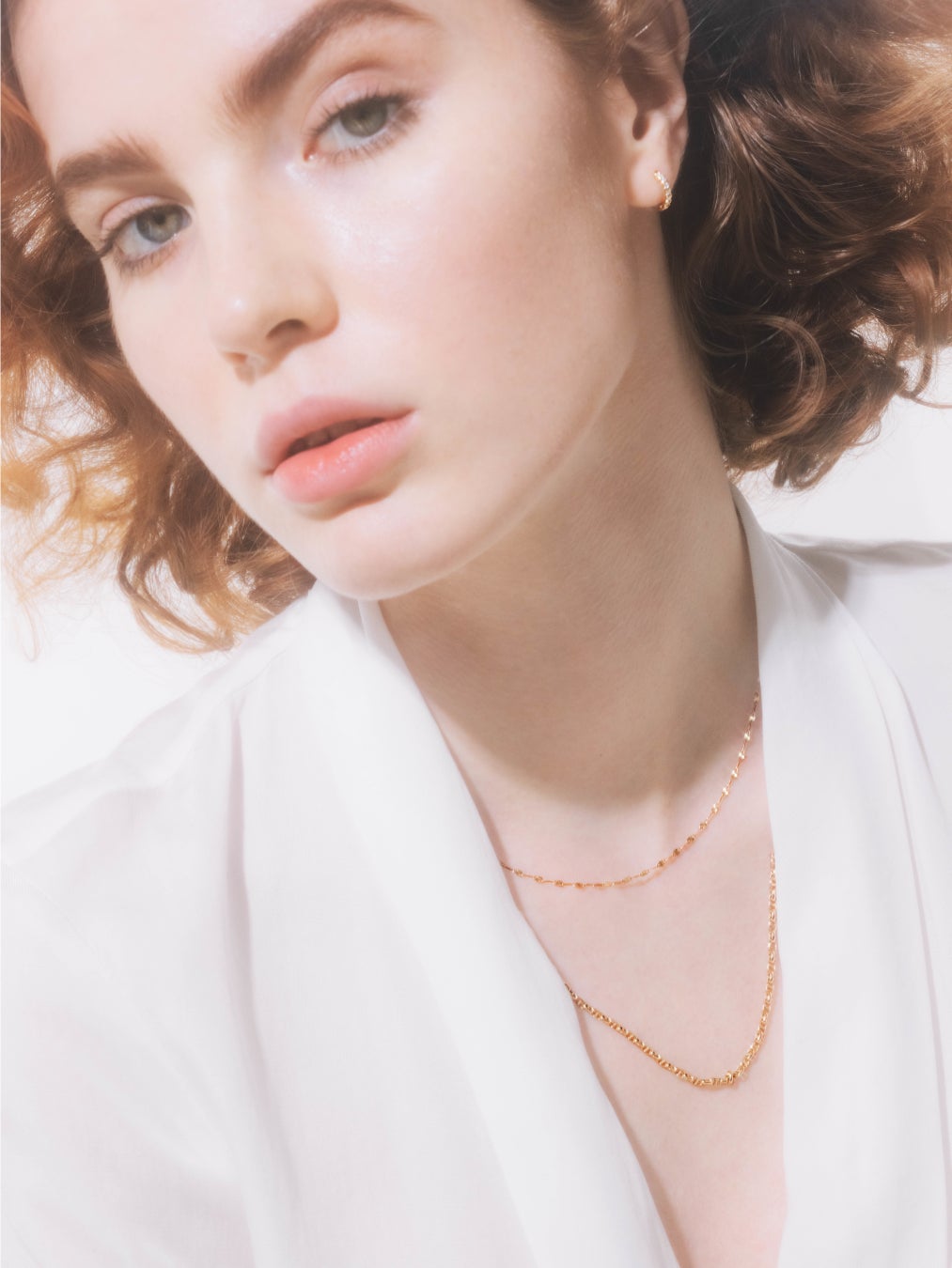 sunlight necklace YG¥15,400 sally long chain necklace YG¥49,500 two face diamond pierce YG¥25,850