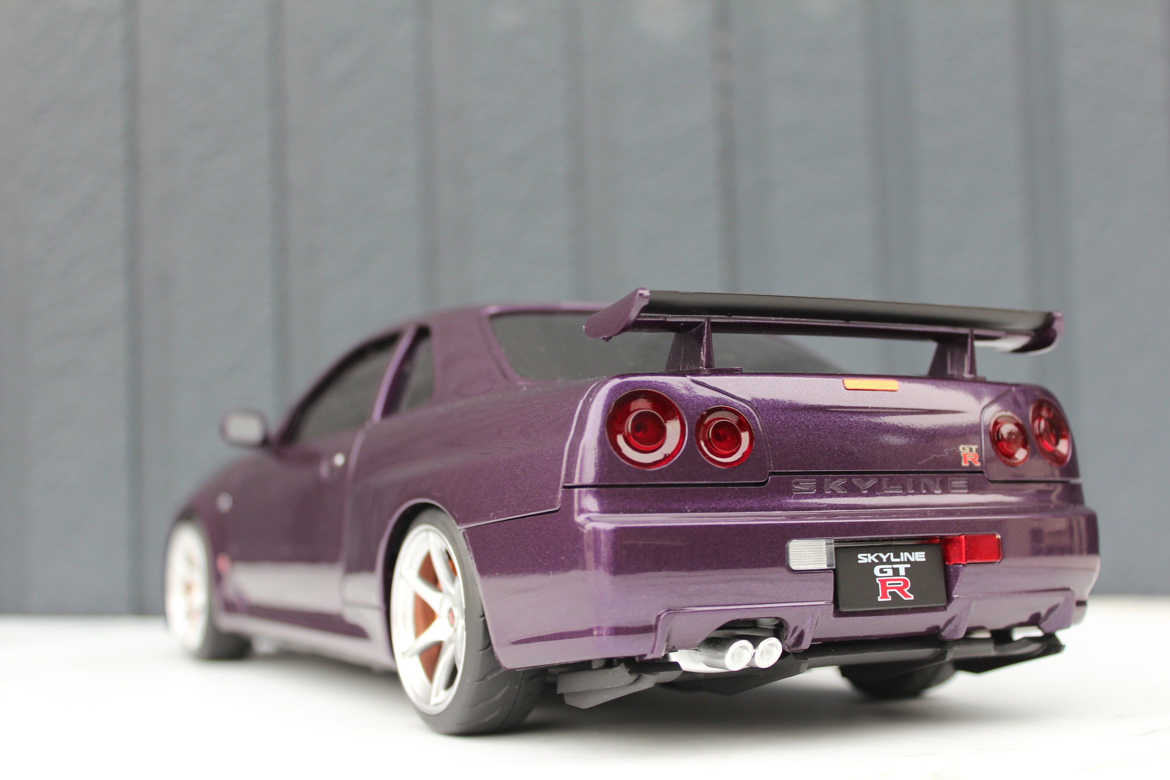 新色】スカイライン GT-Rのウェットティッシュケースのパープルが予約