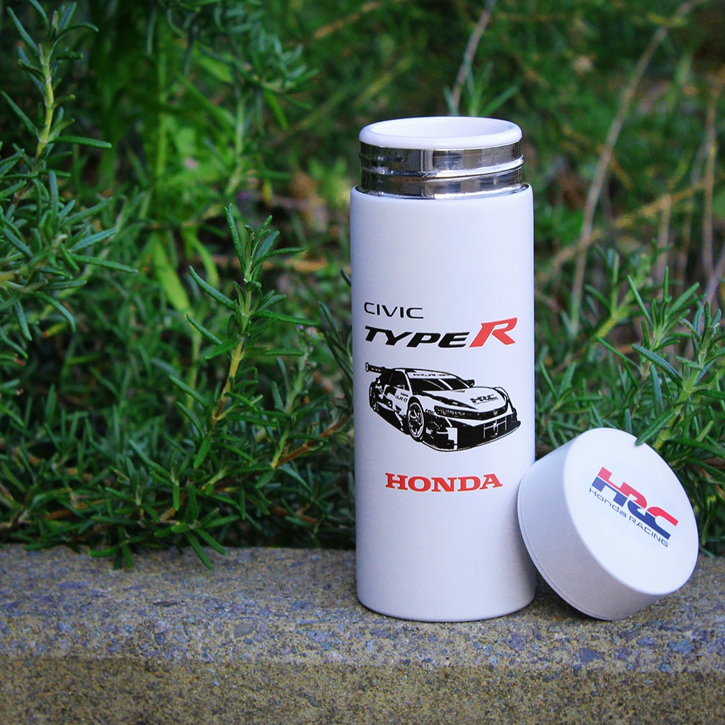 Honda シビックのサーモボトルが成田空港に登場!