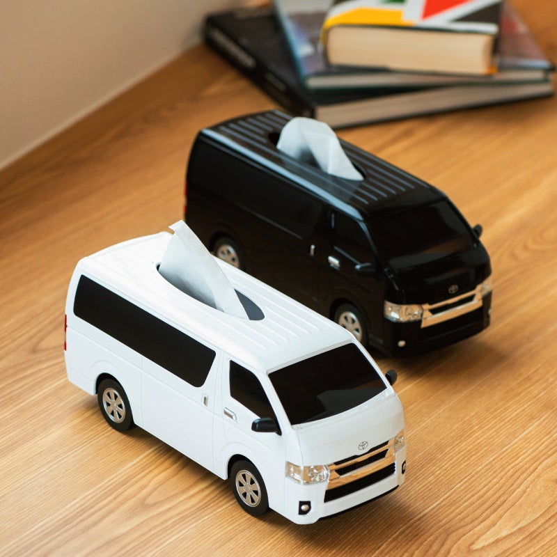 まるで特大ミニカー!ハイエース型ティッシュケースが日本自動車博物館に登場!