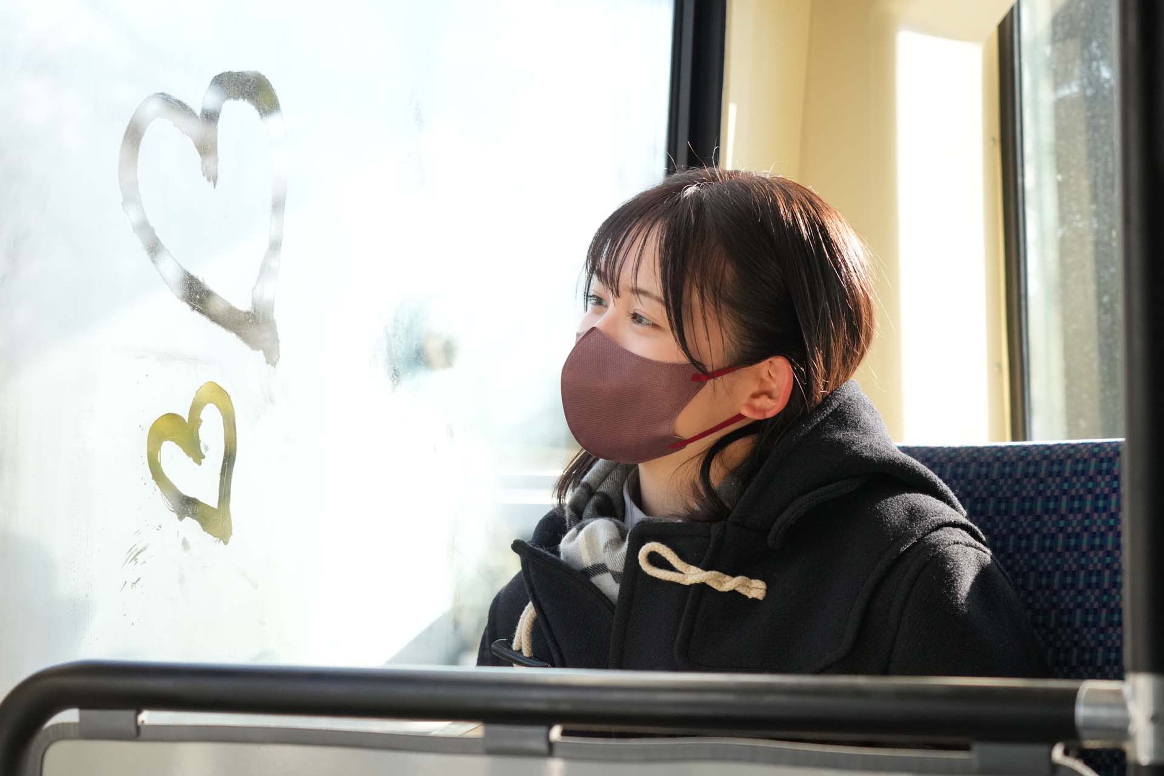 ©2023『夜が明けたら、いちばんに君に会いにいく』製作委員会