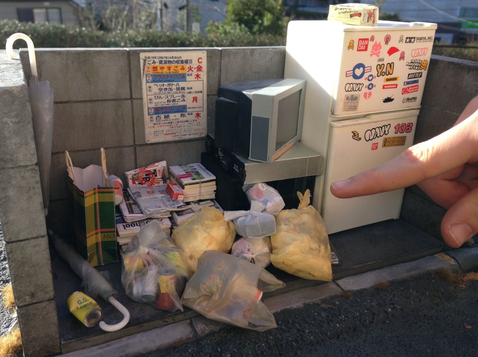 ミニチュアなどで話題のクリエイターMozu（モズ）、ドキュメンタリー