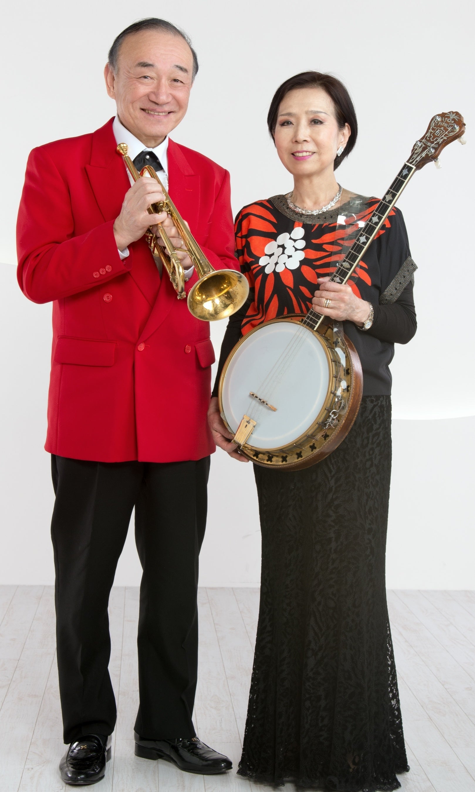 外山喜雄、外山恵子