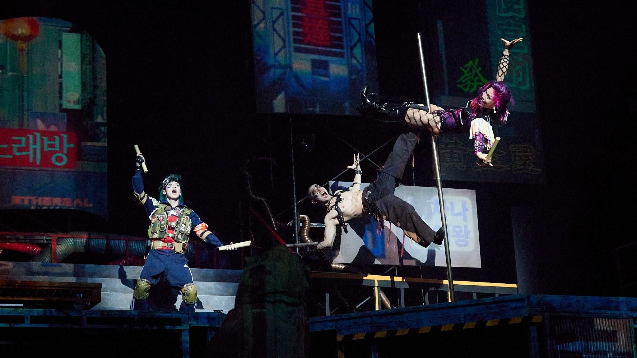 ©飯野高拓・角田大樹