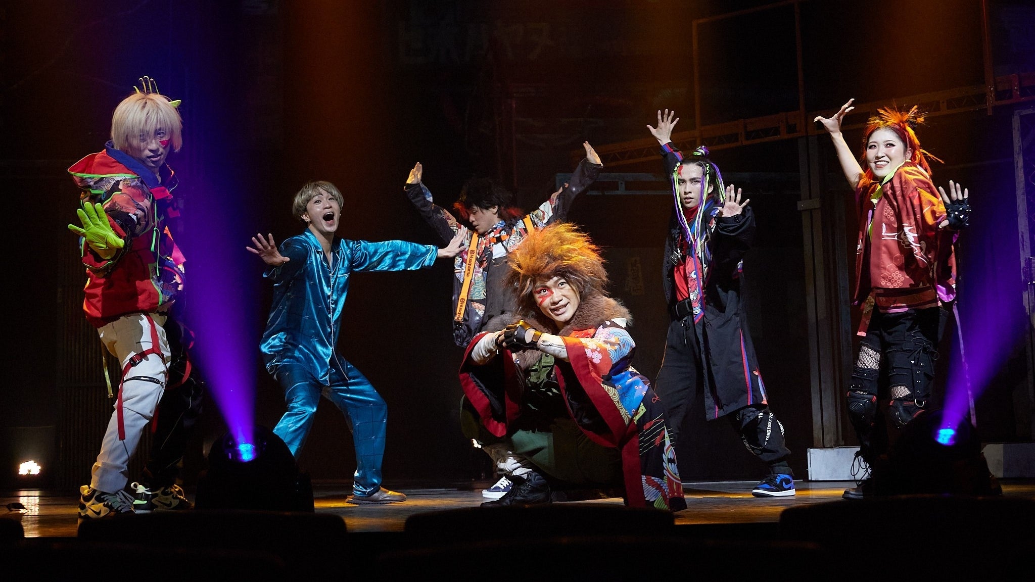 ©飯野高拓・角田大樹