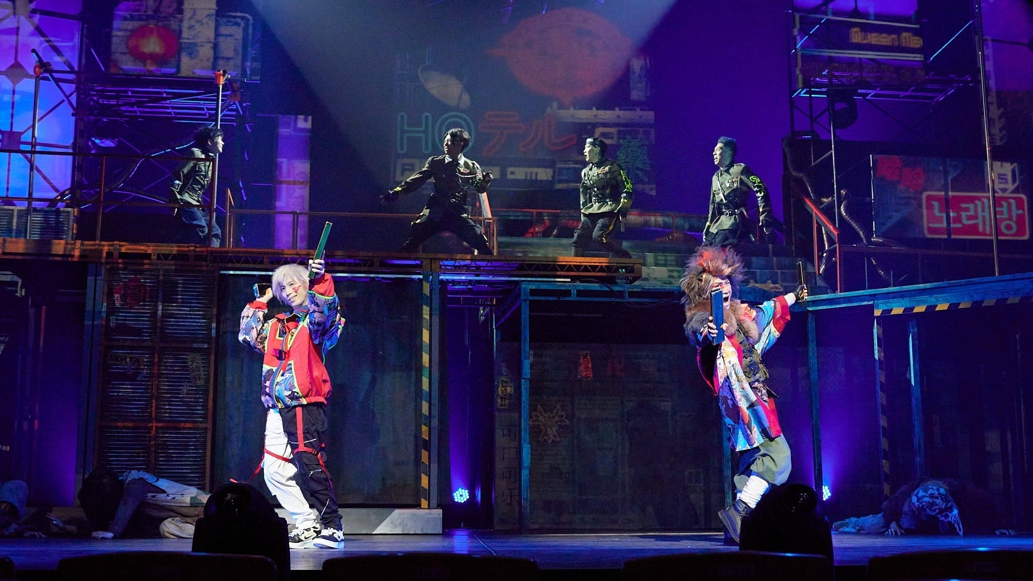 ©飯野高拓・角田大樹