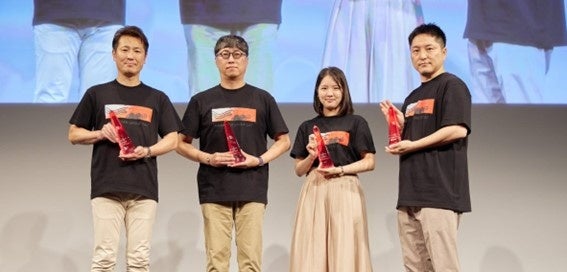 左から花王 後藤様、ソフトバンク 松村様、カシオ計算機 村岡様、東京海上日動火災保険 吉村様