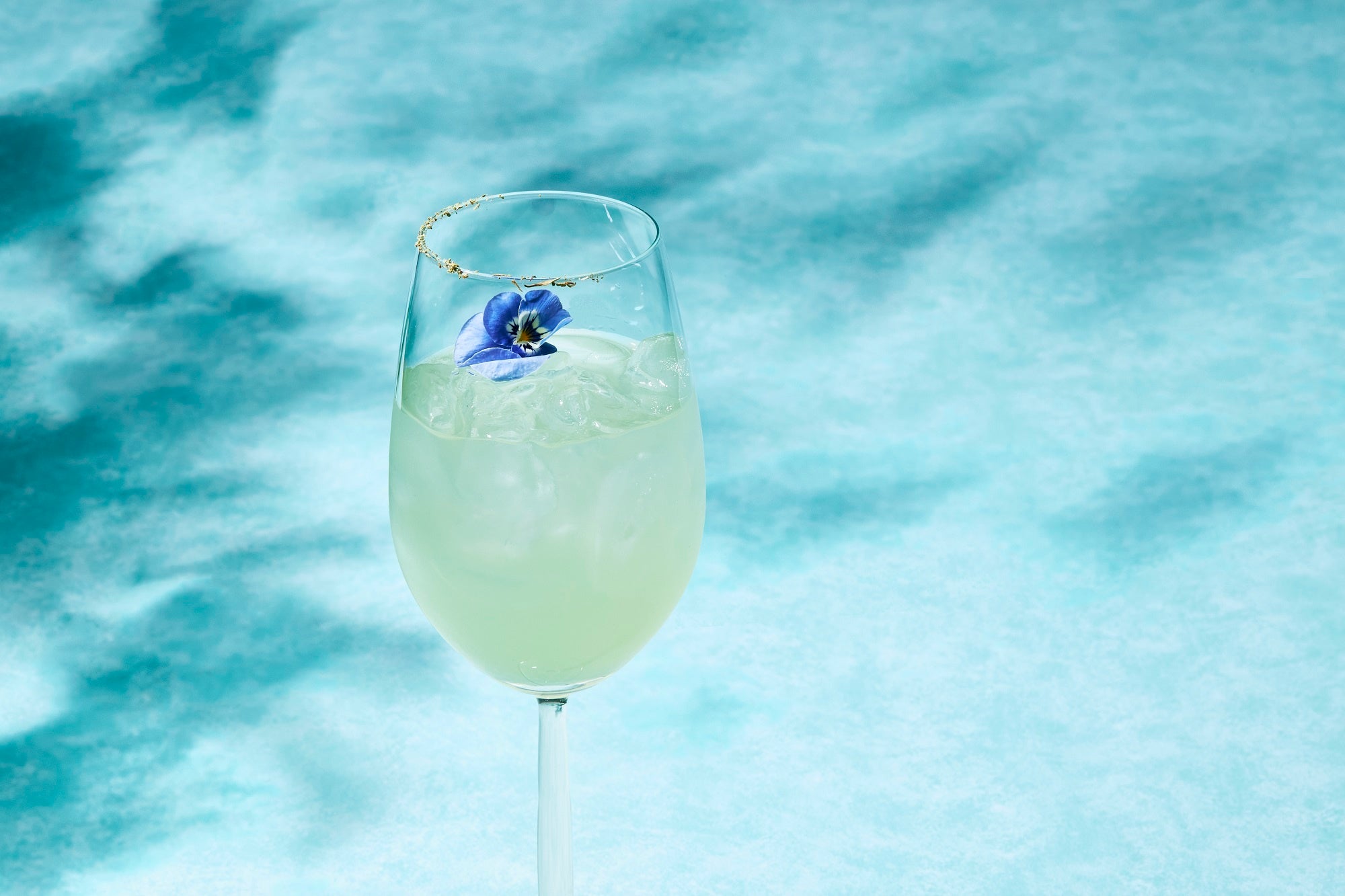 バー「ザ ソサエティ」のカクテル　フォローウインド