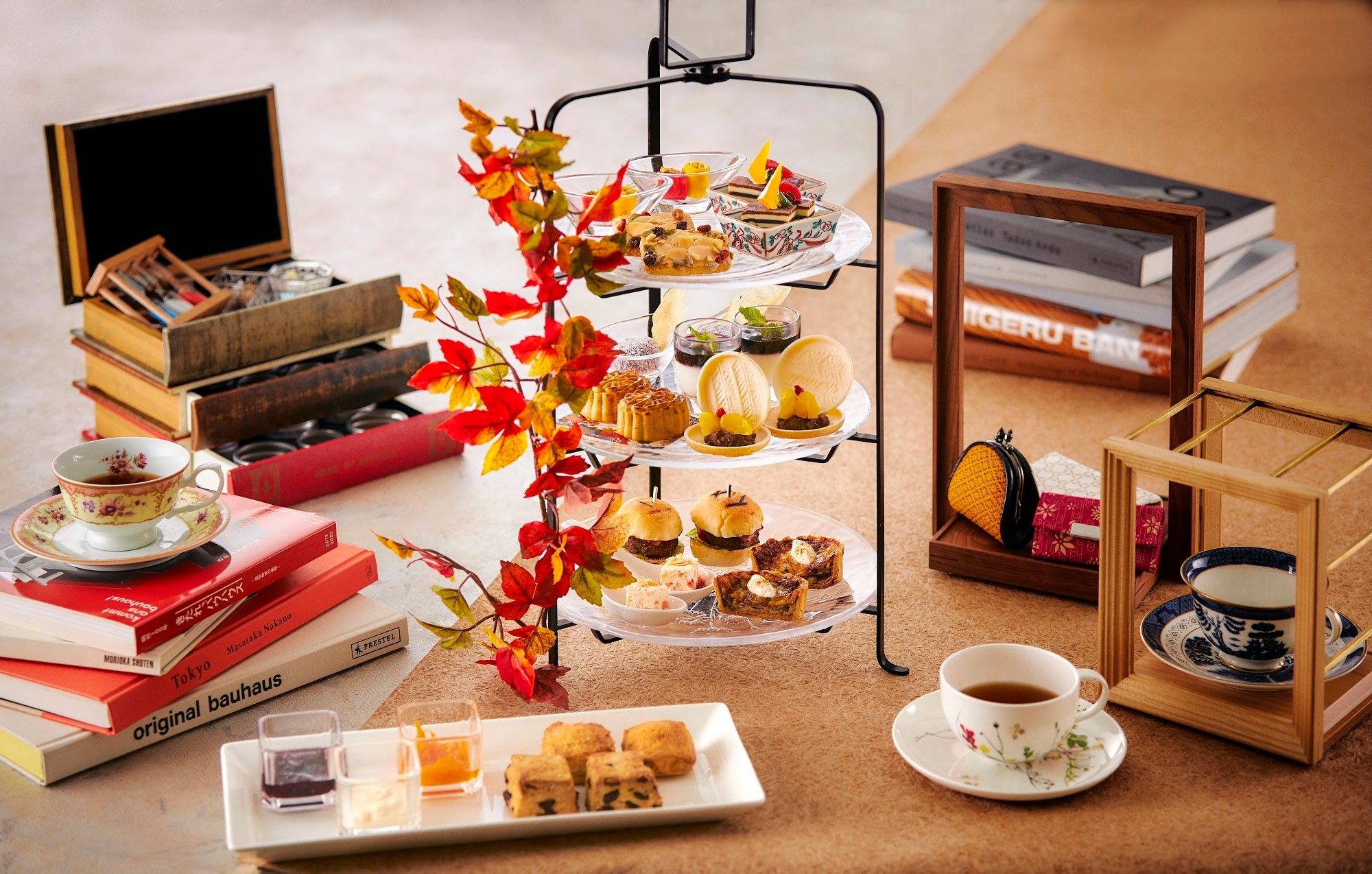 展示会とコラボした「至福のアフタヌーンティー」5,500円（税込）写真は2名分