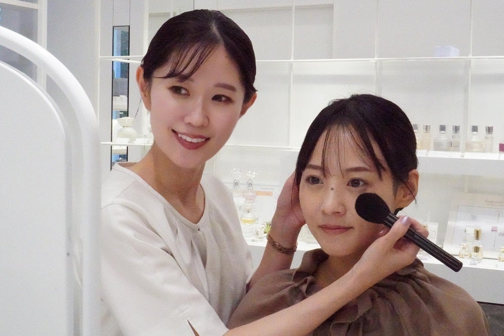 【未開封】ドジャース DECORTE トレカ 9/21配布品　【1万人限定】 DECORTÉポーズ”のドジャーストレーディングカードをお披露目 9月