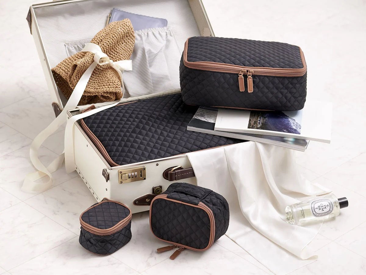 2）HOTEL LIKE INTERIOR（ホテルライクインテリア）