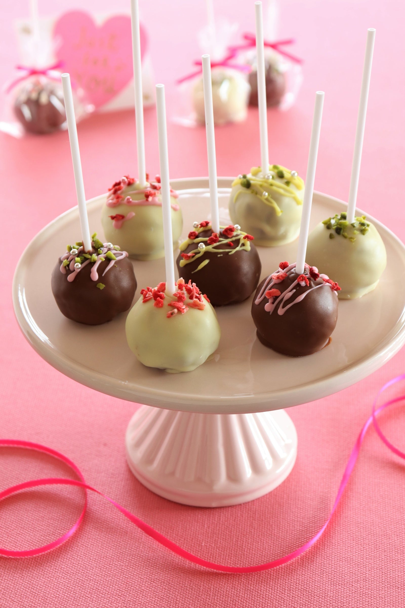 『ケーキポップ』by 松井さゆりさん