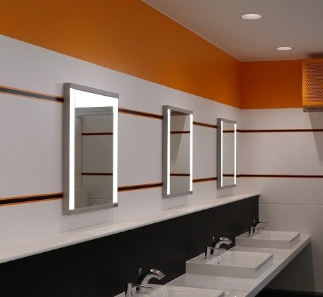 全面改装された女性用お手洗い