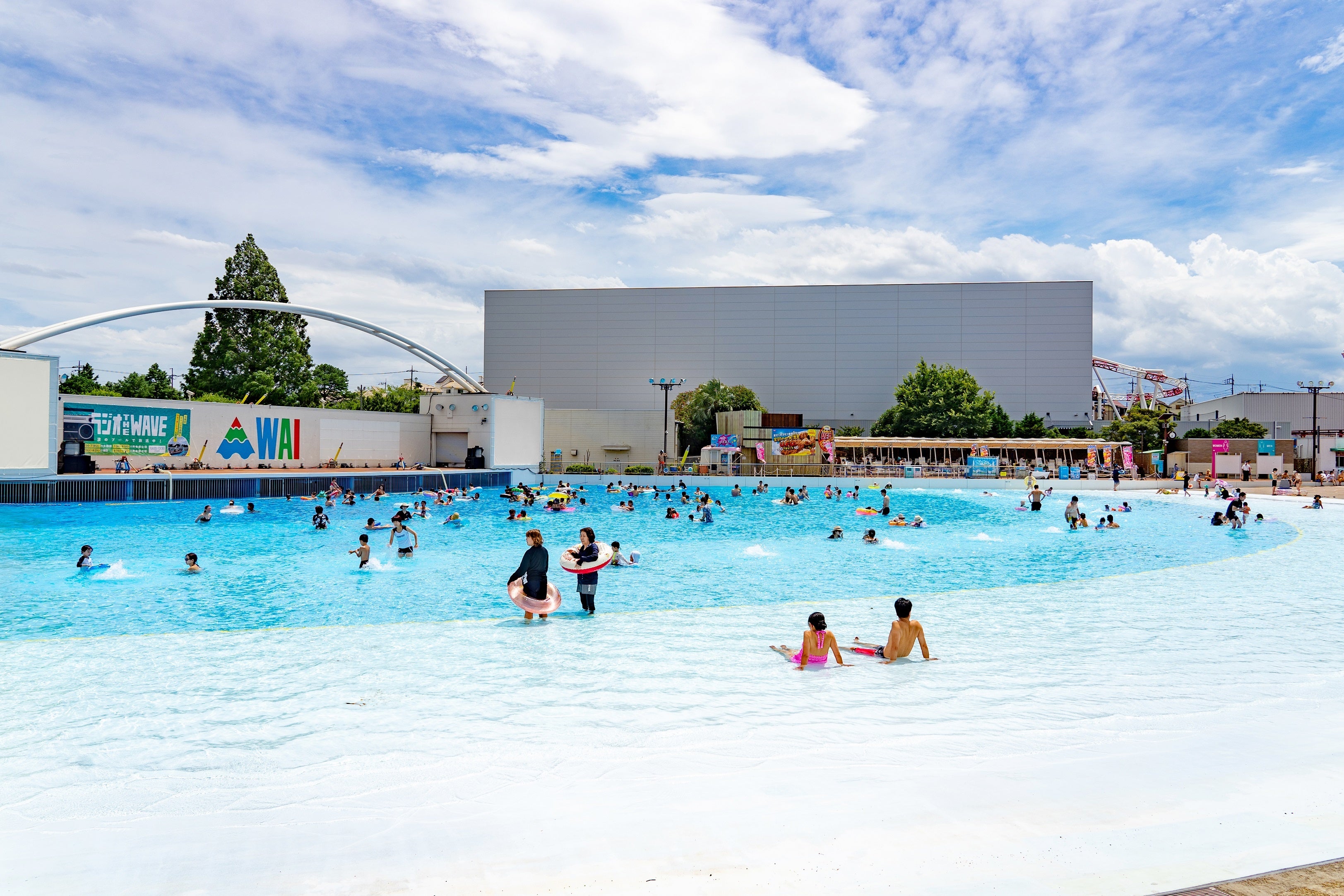 貸出画像「波のプール」