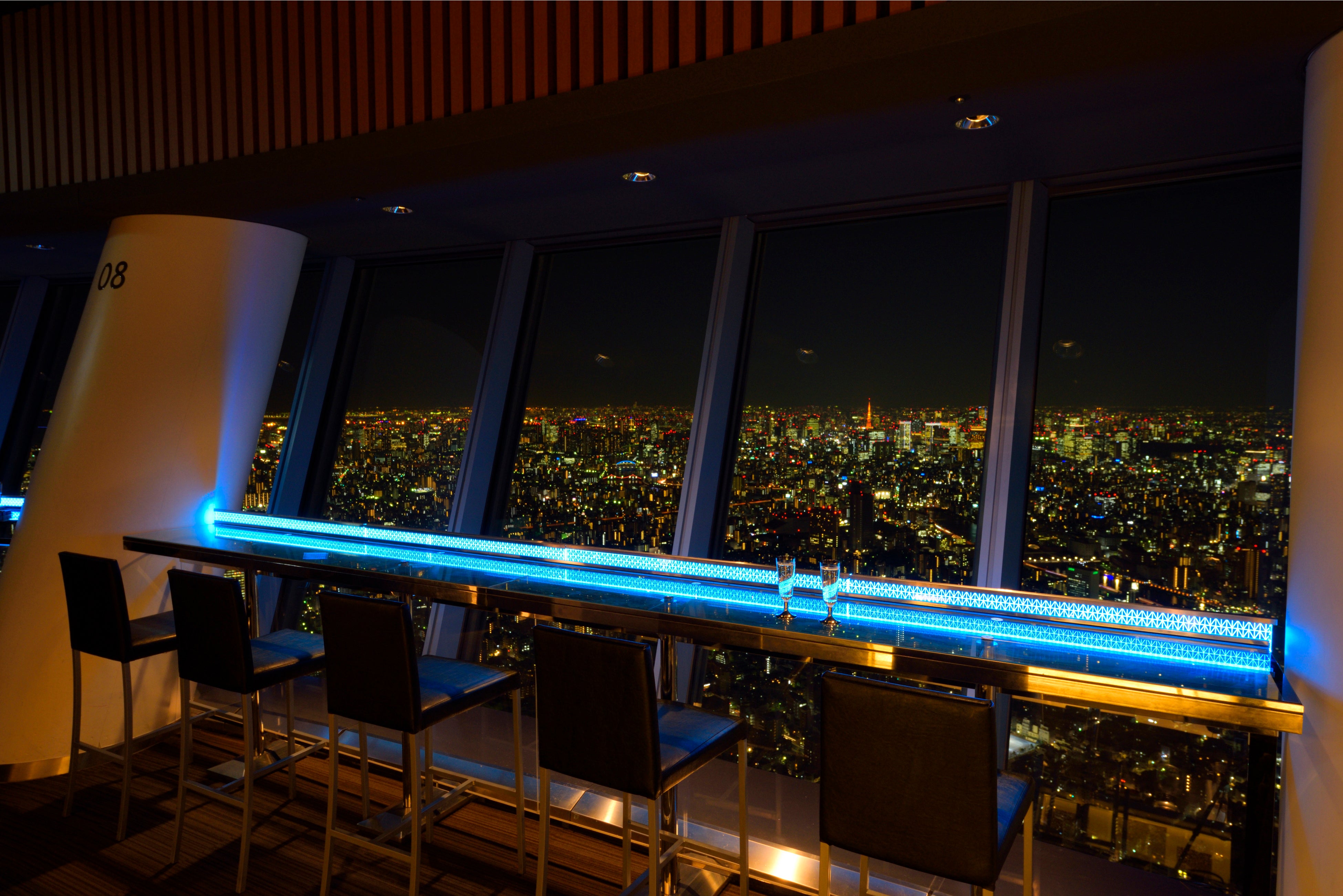「SKYTREE CAFE」フロア３４０　©TOKYO-SKYTREE