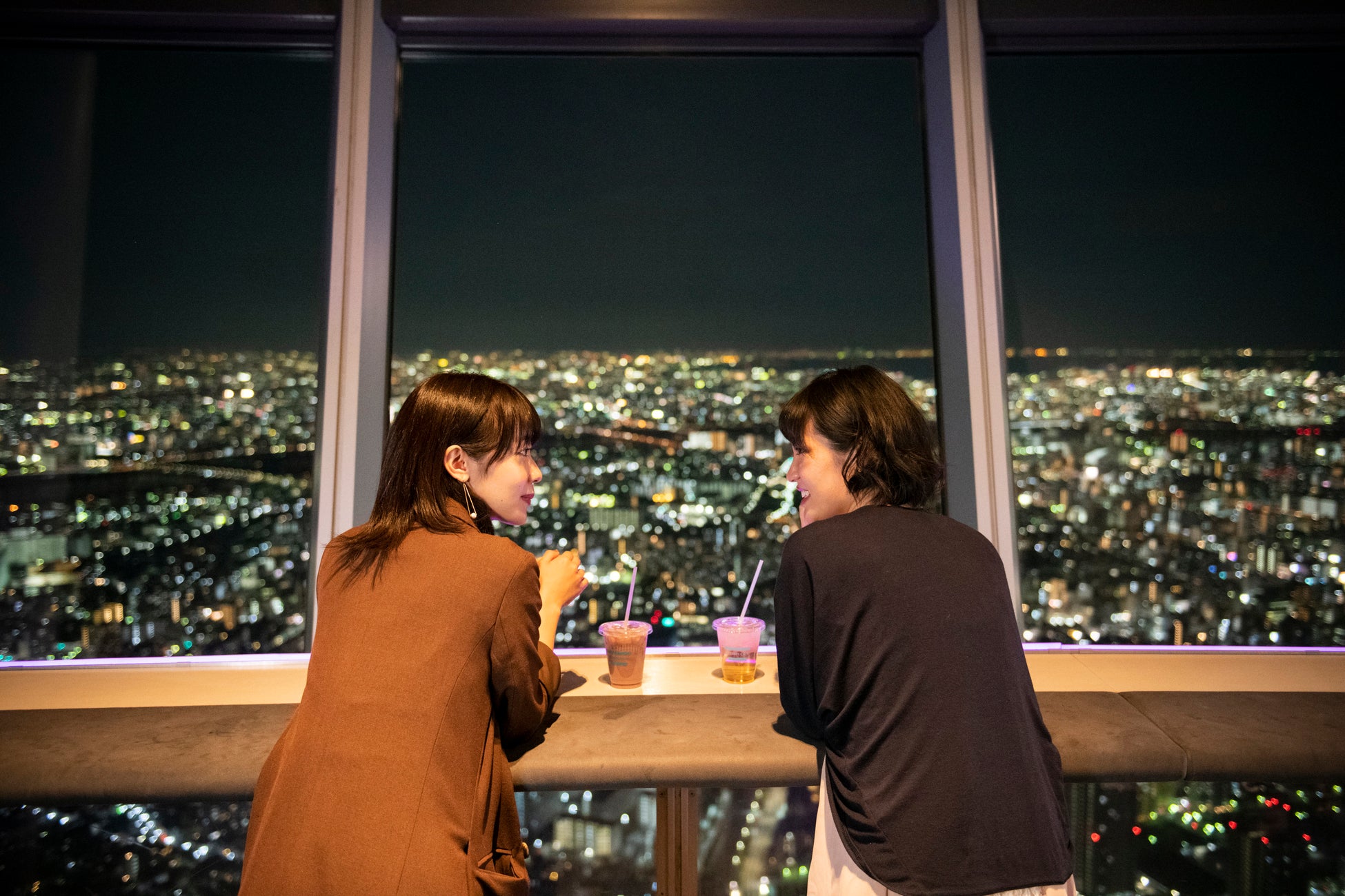 「SKYTREE CAFE」フロア350 ©TOKYO-SKYTREE